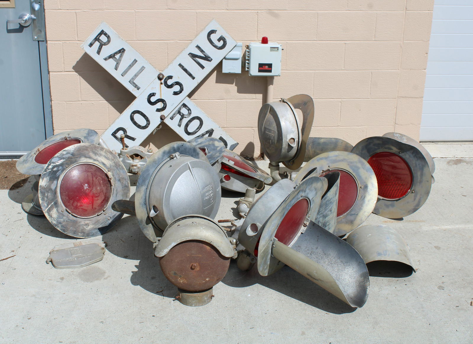 Railroad Lights, Railroad Crossing Sign, and Railroad Bell (1 of 7)