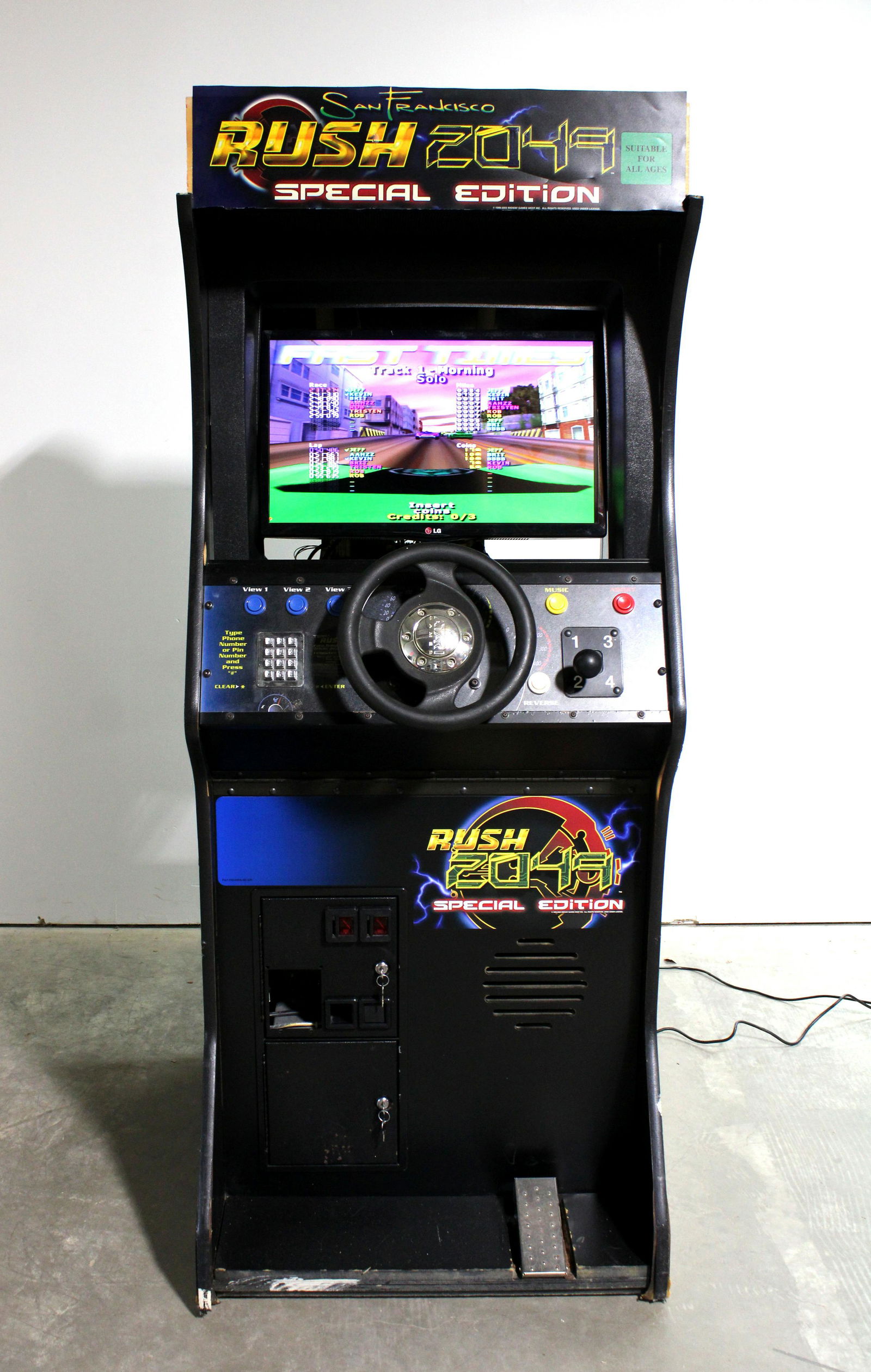 Rush 2049 Stand Up Racing Arcade (1 of 4)