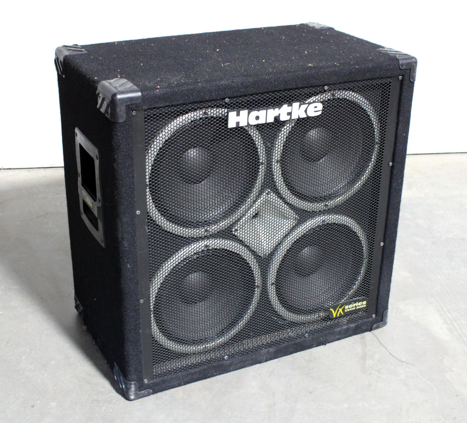 Hartke VX Series VX 410 Bass Cabinet (1 of 3)