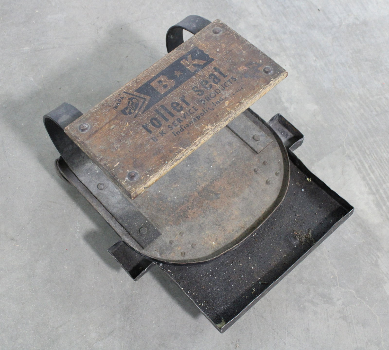 Napa BK Service Automotive Mechanic Roller Seat (1 of 2)