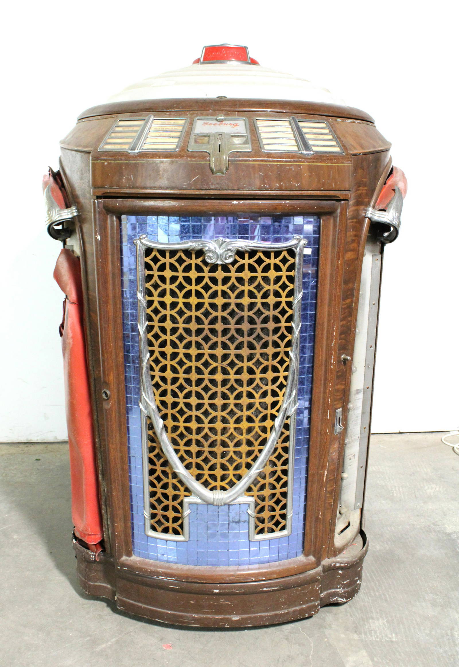 Seeburg Trashcan Jukebox For Restoration Auction