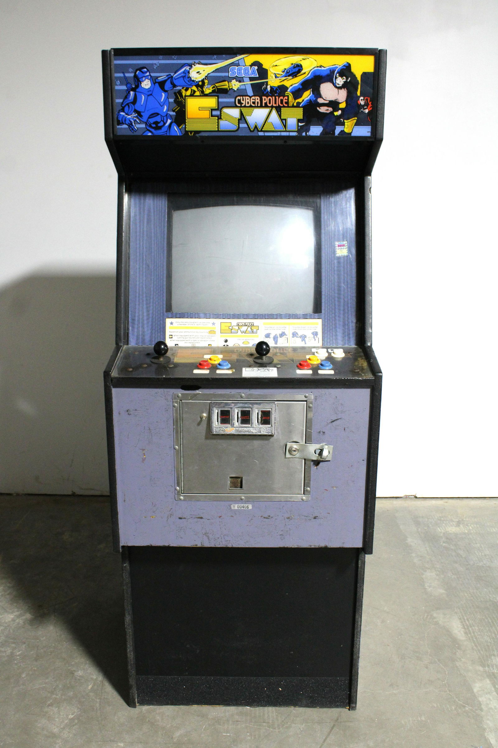 Sega Cyber Police Eswat Arcade Game (1 of 3)