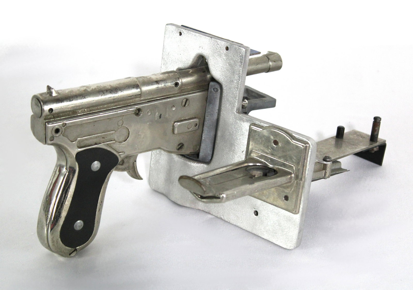 ABT US Marshall Shooting Gallery Gun with Coin: ABT US Marshall Shooting Gallery Gun with Coin. In-house shipping available. Dimensions: 6 x 7 x 12