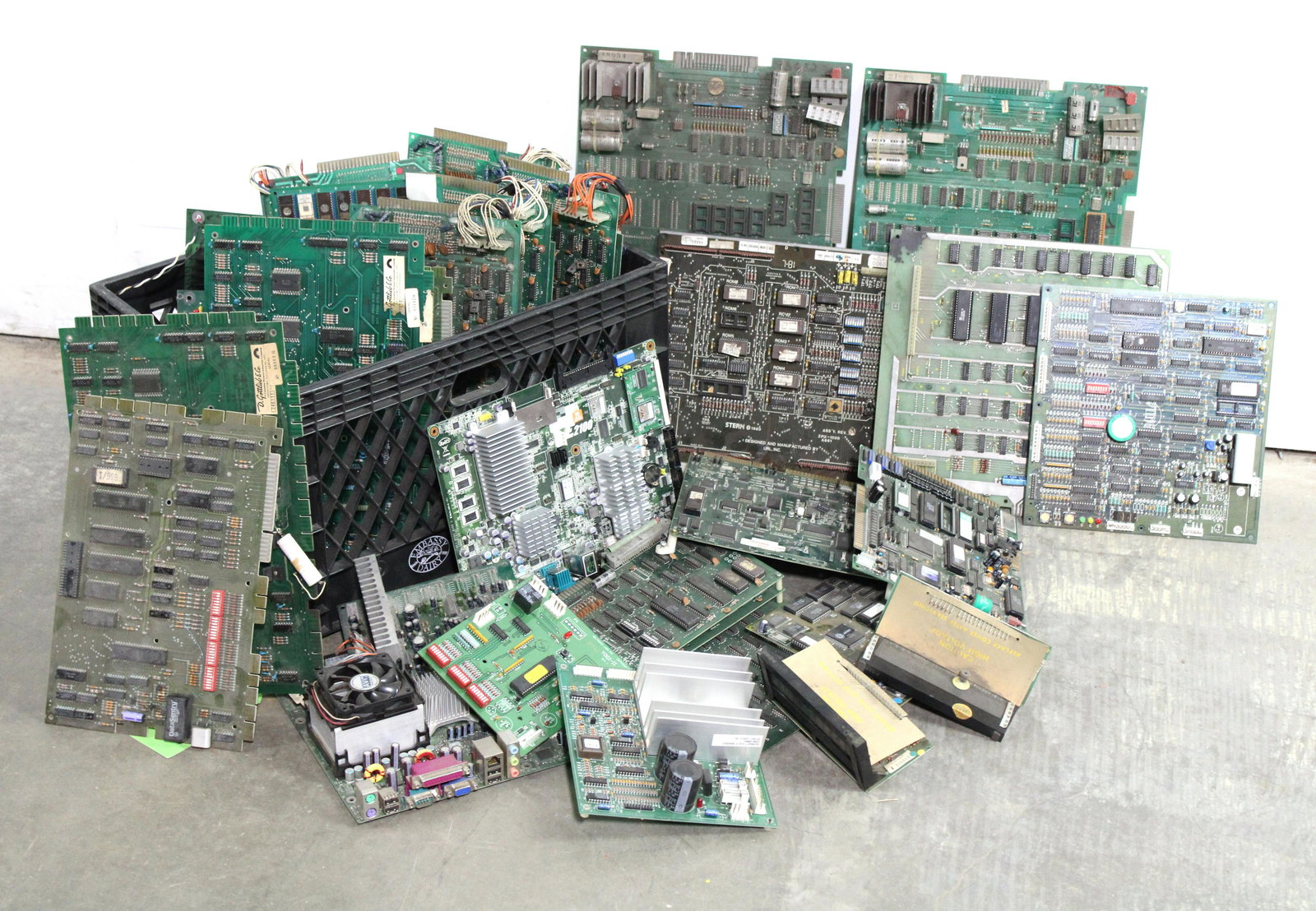 Pinball / Arcade Game Boards incl. Battlezone and Berzerk (1 of 3)