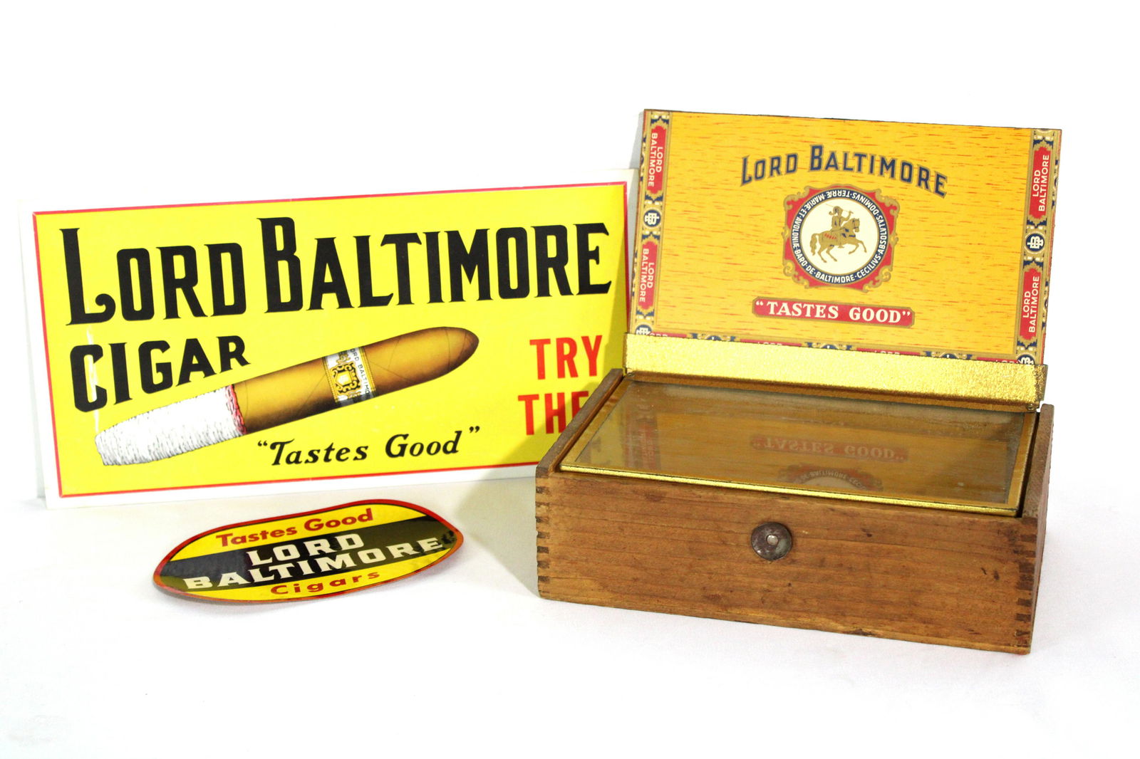 Early Finger Jointed Wood Cigar Box with Cover, Sign and Decal (1 of 3)