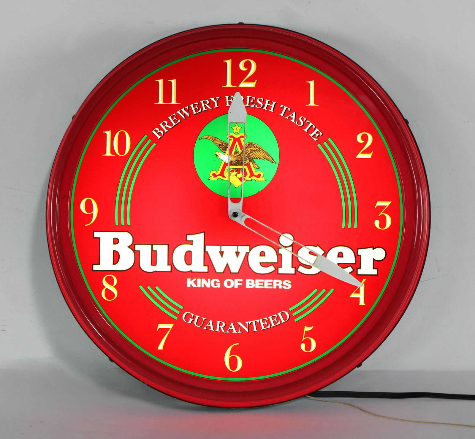Budweiser King Of Beers Light Up Advertising Clock (1 of 2)