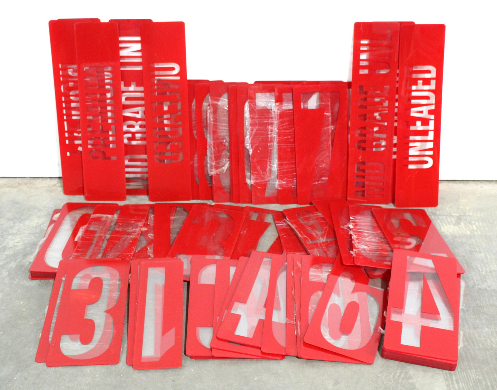 Large Lot of Gas Station Pricing Numbers and Signs, NOS (1 of 2)