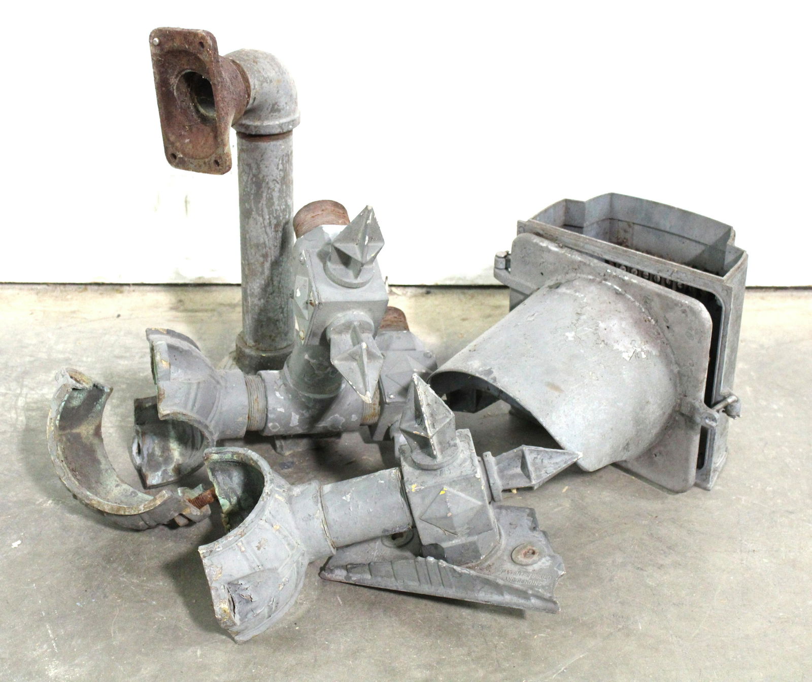 Crouse Hinds Traffic Light Points and Parts (1 of 2)