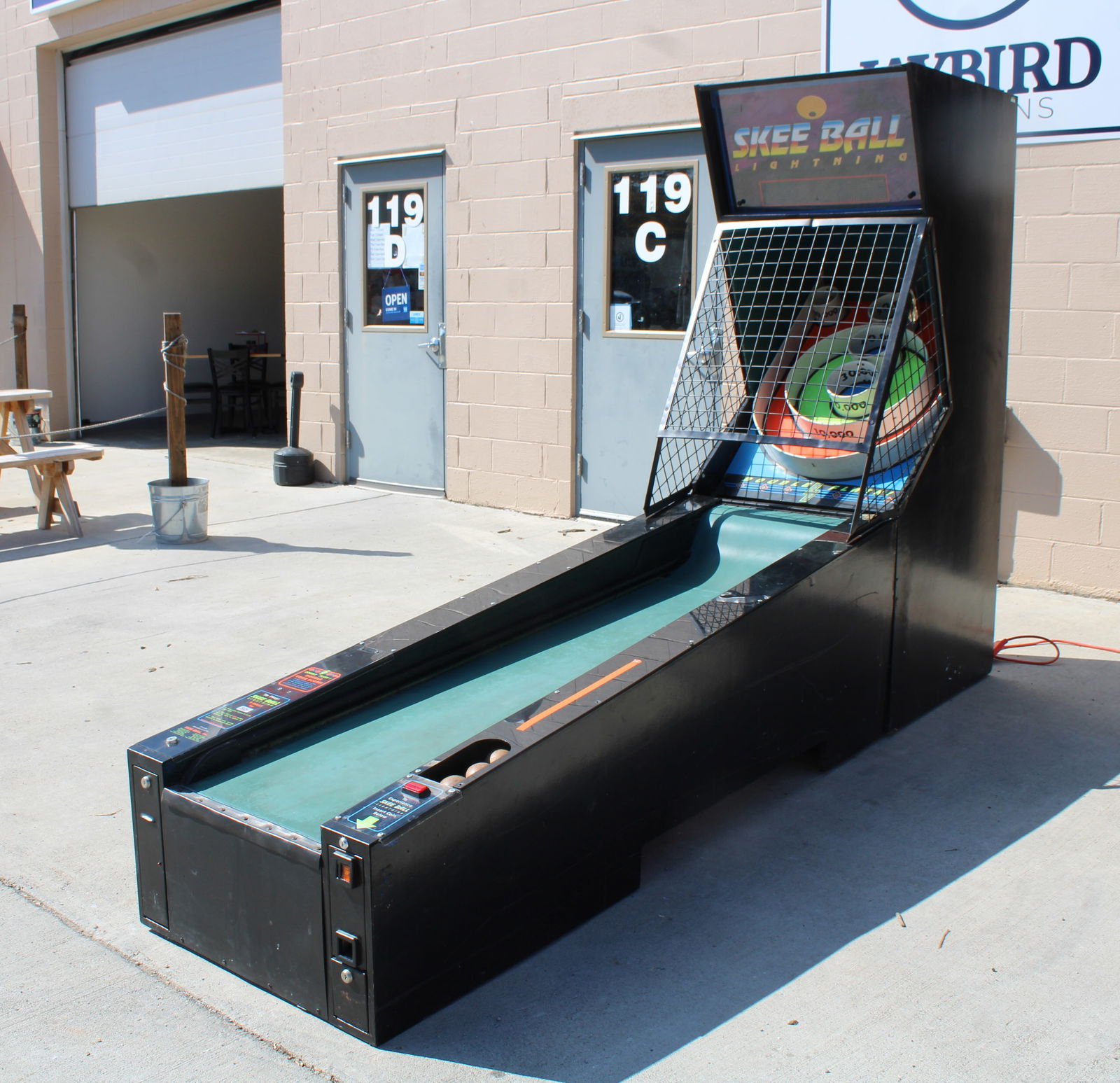 Skee Ball Lightning Arcade Game (1 of 4)