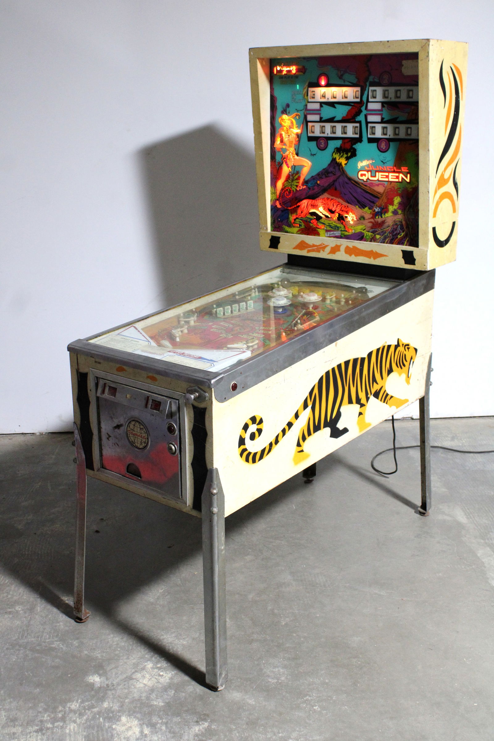 Gottlieb Jungle Queen Pinball Machine (1 of 8)