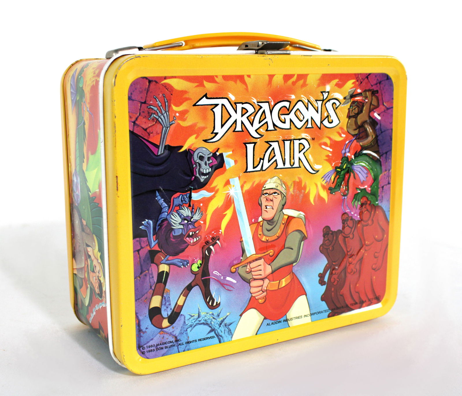 Aladdin Dragon's Lair Tin Lunchbox (1 of 3)