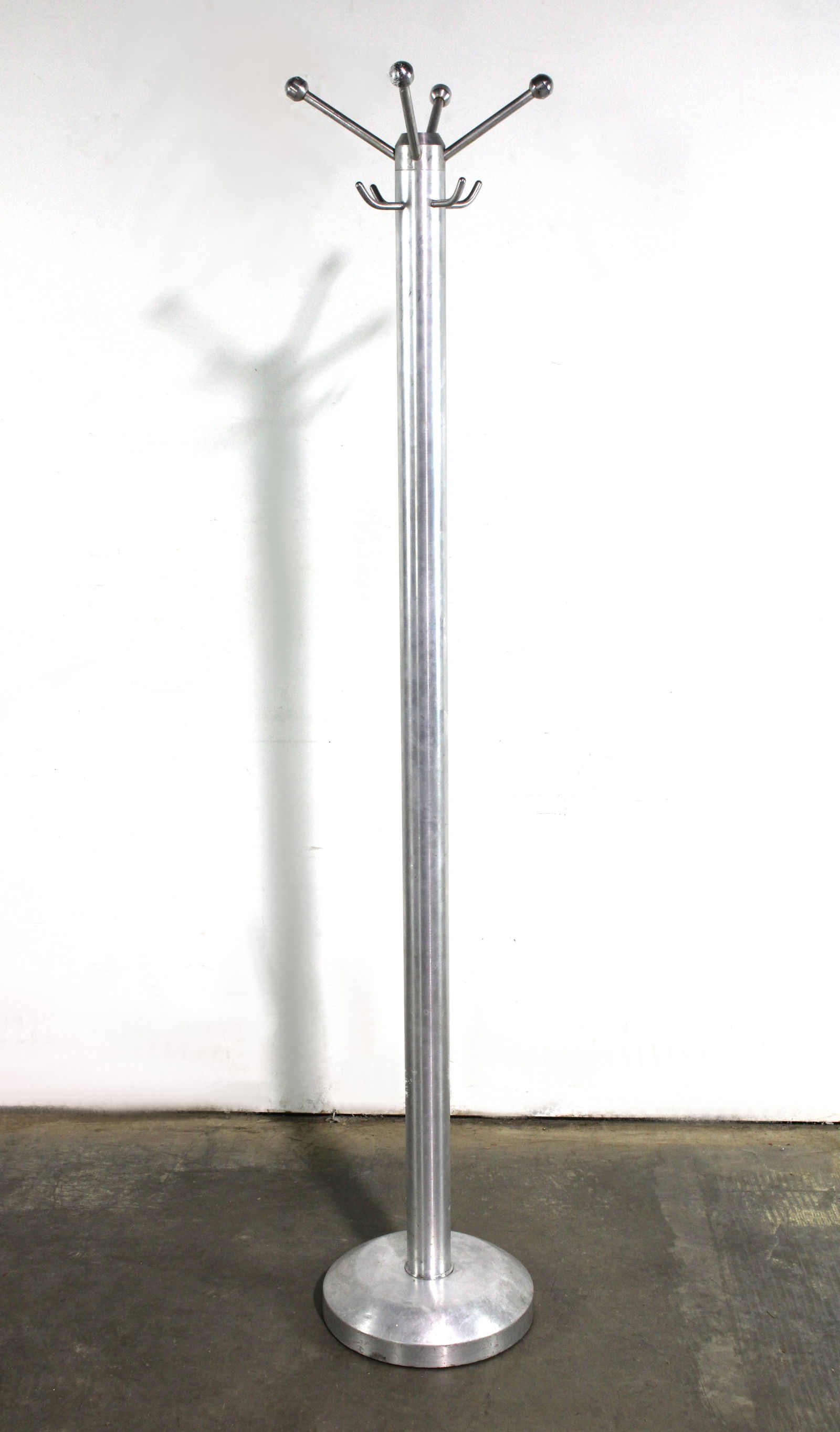 Warren McArthur Modern Aluminum Coat Rack Stand (1 of 1)