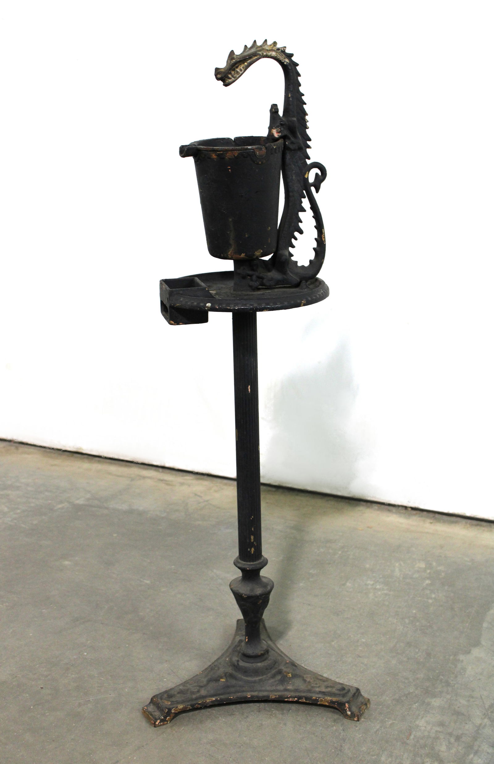 Dragon Themed Cast Iron Smoking Stand (1 of 3)