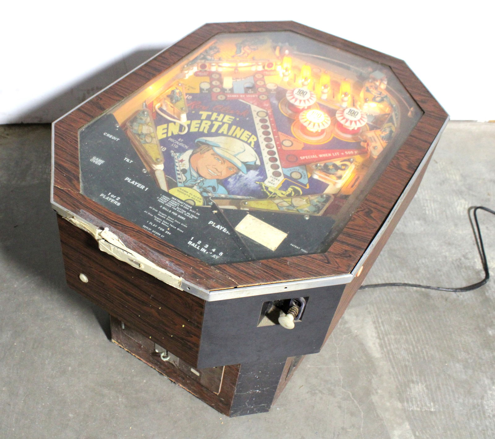 Roy Clark The Entertainer Cocktail Pinball Machine Auction
