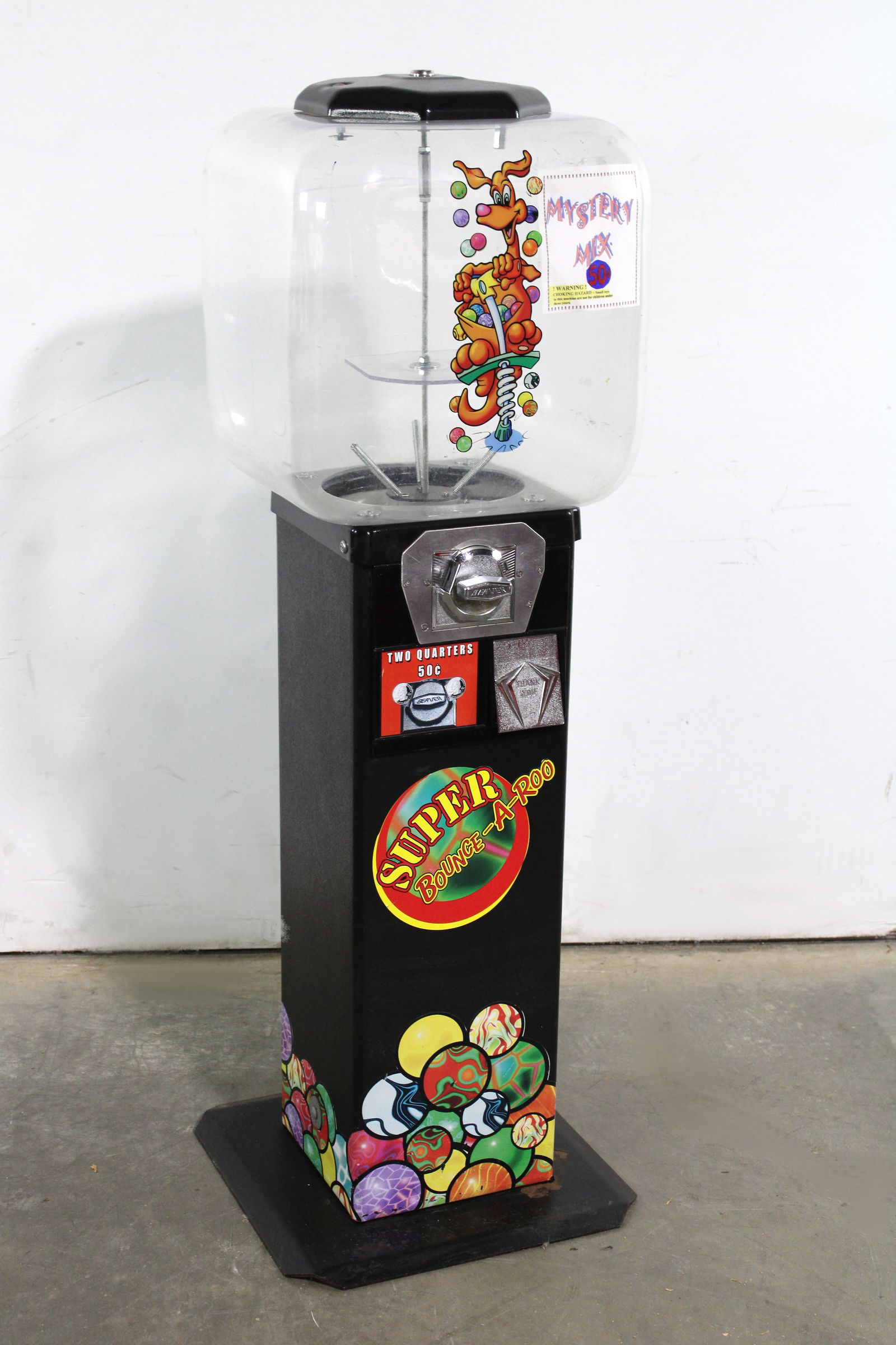 Beaver Super Bounce-A-Roo Bouncy Ball / Gumball Vendor (1 of 2)