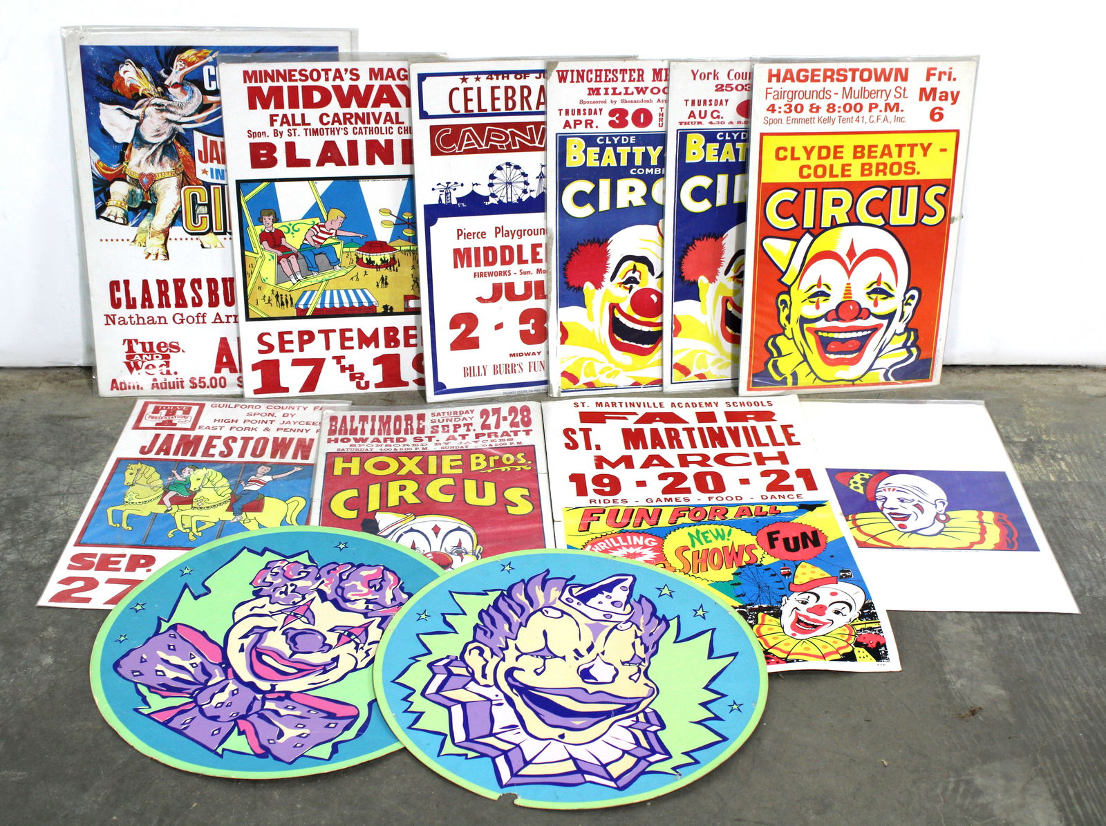 Carnival and Circus Posters incl. Clyde Beatty- Cole Bros. and Hoxie (1 of 2)