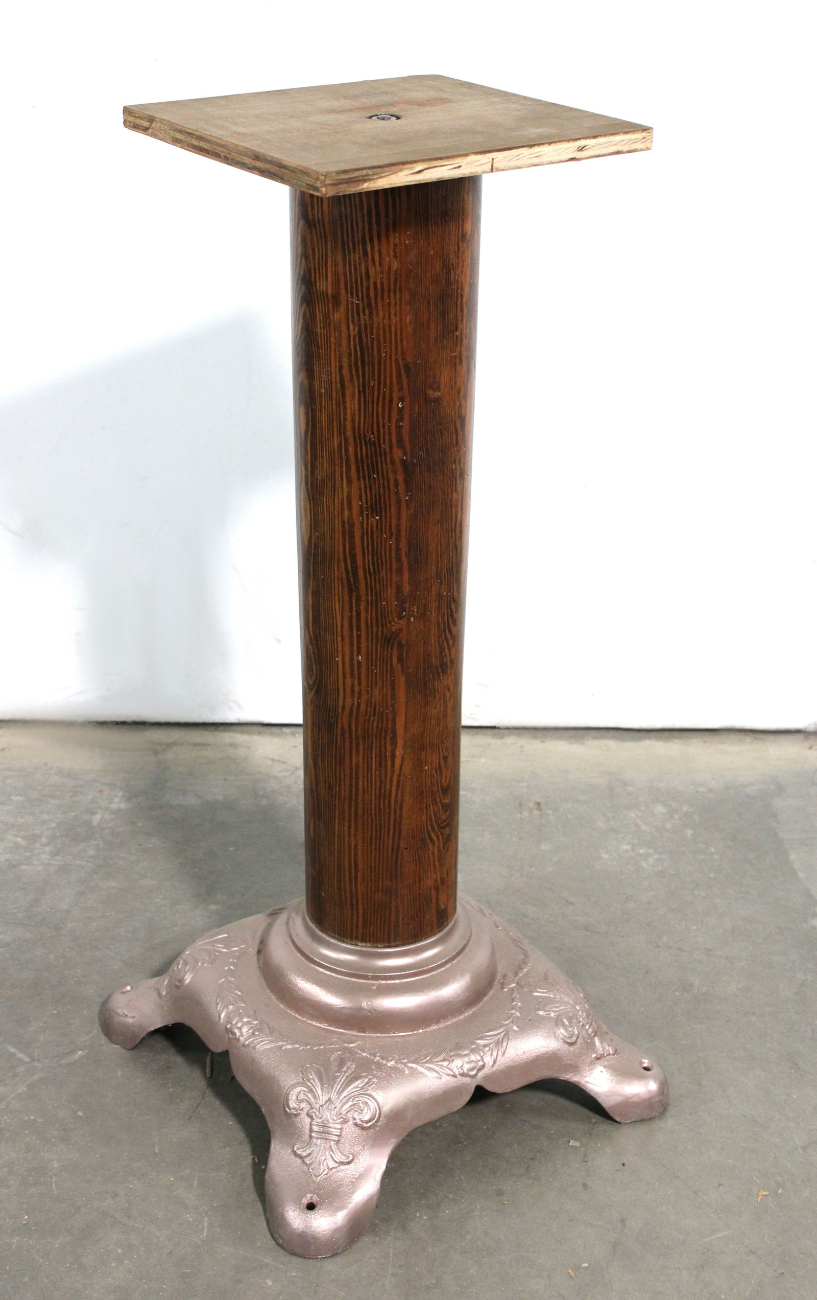 Custom Podium for Coin Op Arcade Machines (1 of 2)