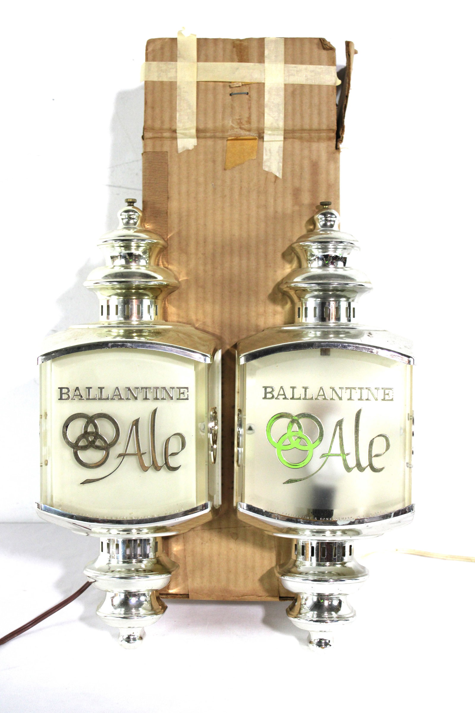 Pair of Ballantine Ale Beer Tavern Lamps with Box: Pair of Ballantine Ale Beer Tavern Lamps with Box. Includes box for one. In-house shipping available. Dimensions of One: 15 x 6 x 4