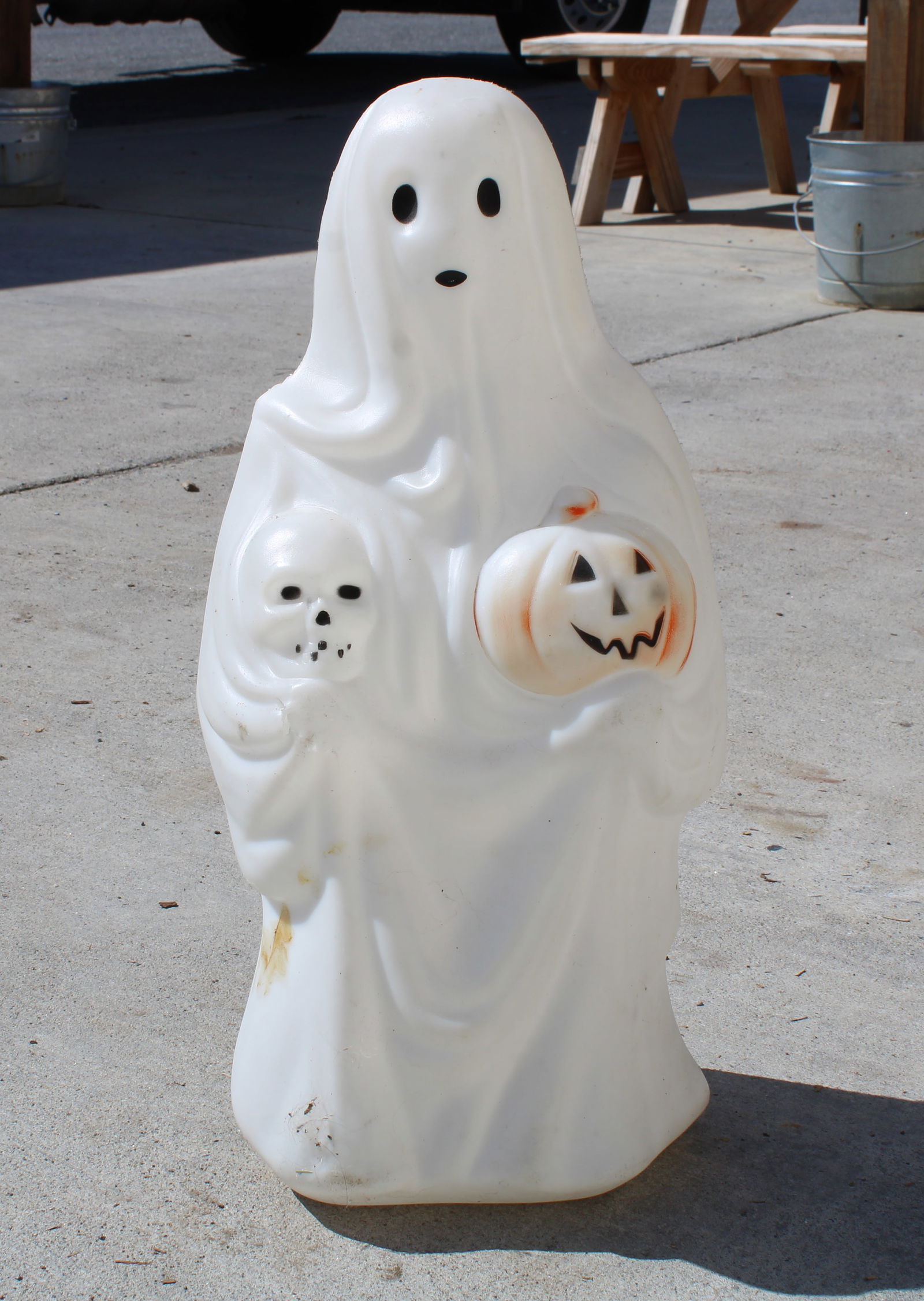 Empire Ghost with Skull and Pumpkin Vintage Blow Mold (1 of 2)