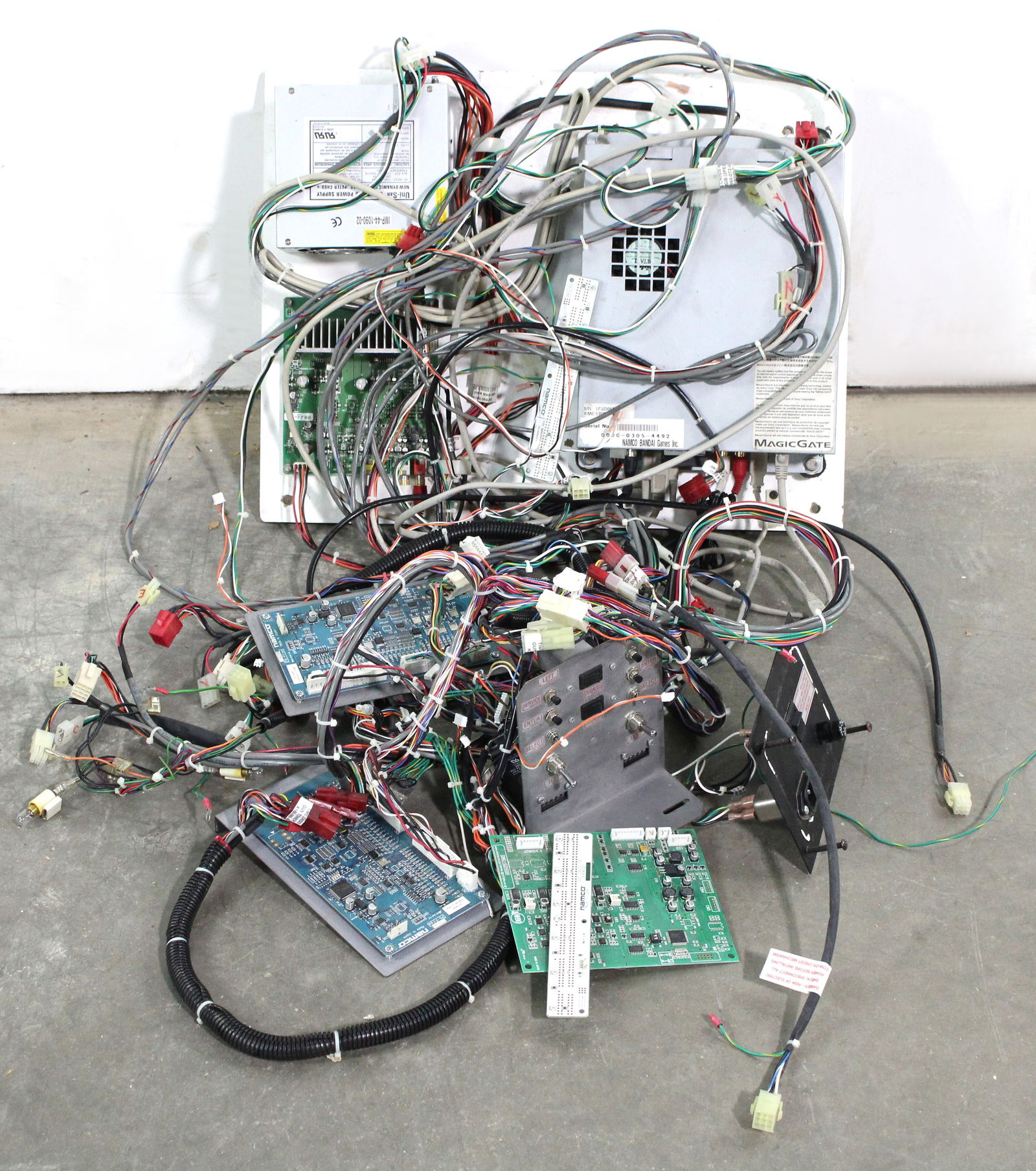 Time Crisis 4 Kit includes Magic Gate, Boards and Wiring (1 of 2)