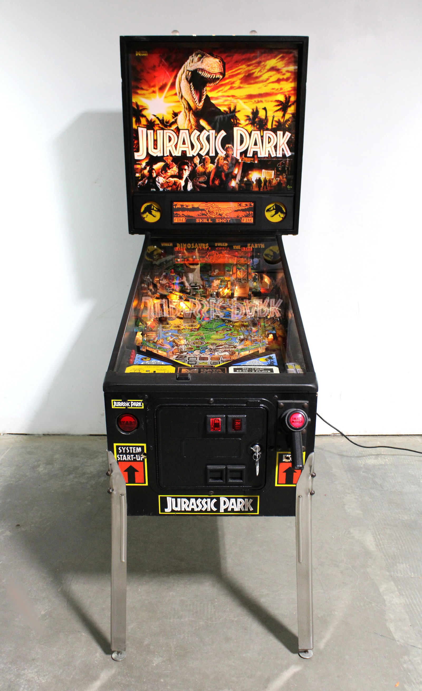 Data East Jurassic Park Pinball Machine (1 of 8)