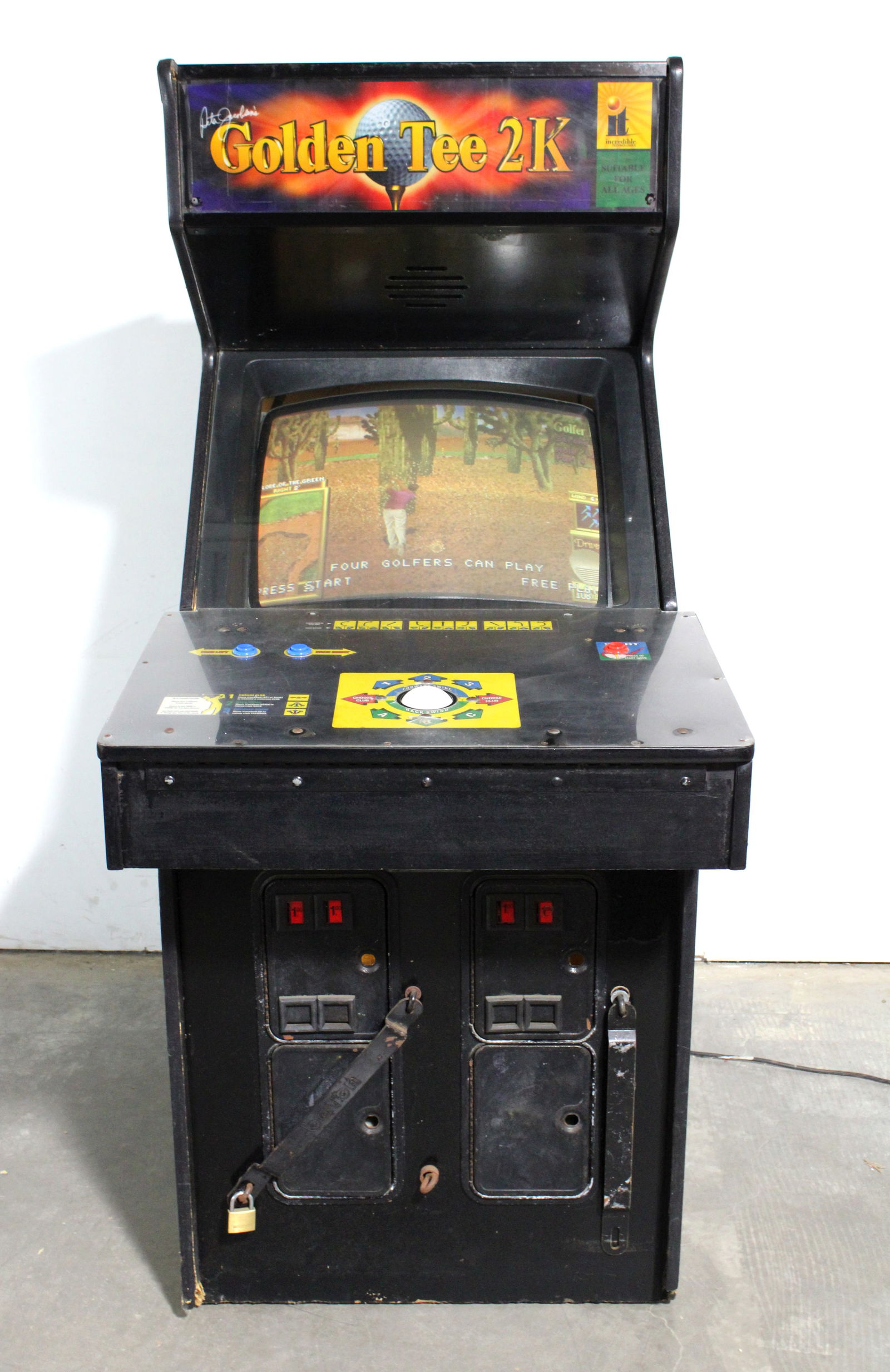 Golden Tee 2K Arcade Game (1 of 4)