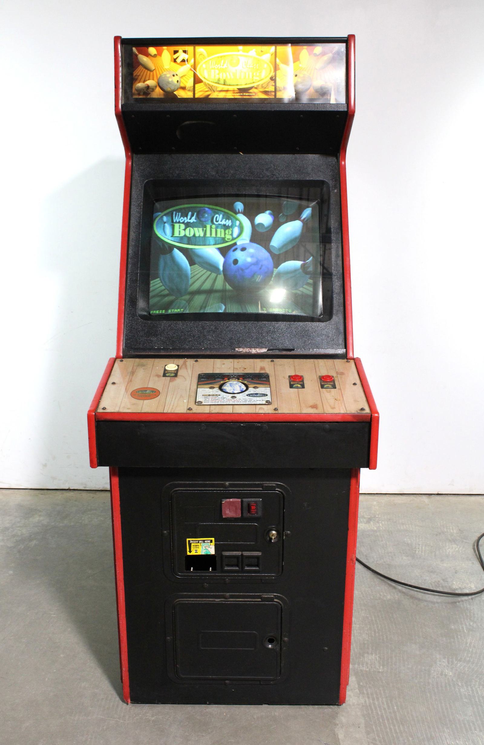 World Class Bowling Arcade in Mortal Kombat II Cabinet (1 of 4)