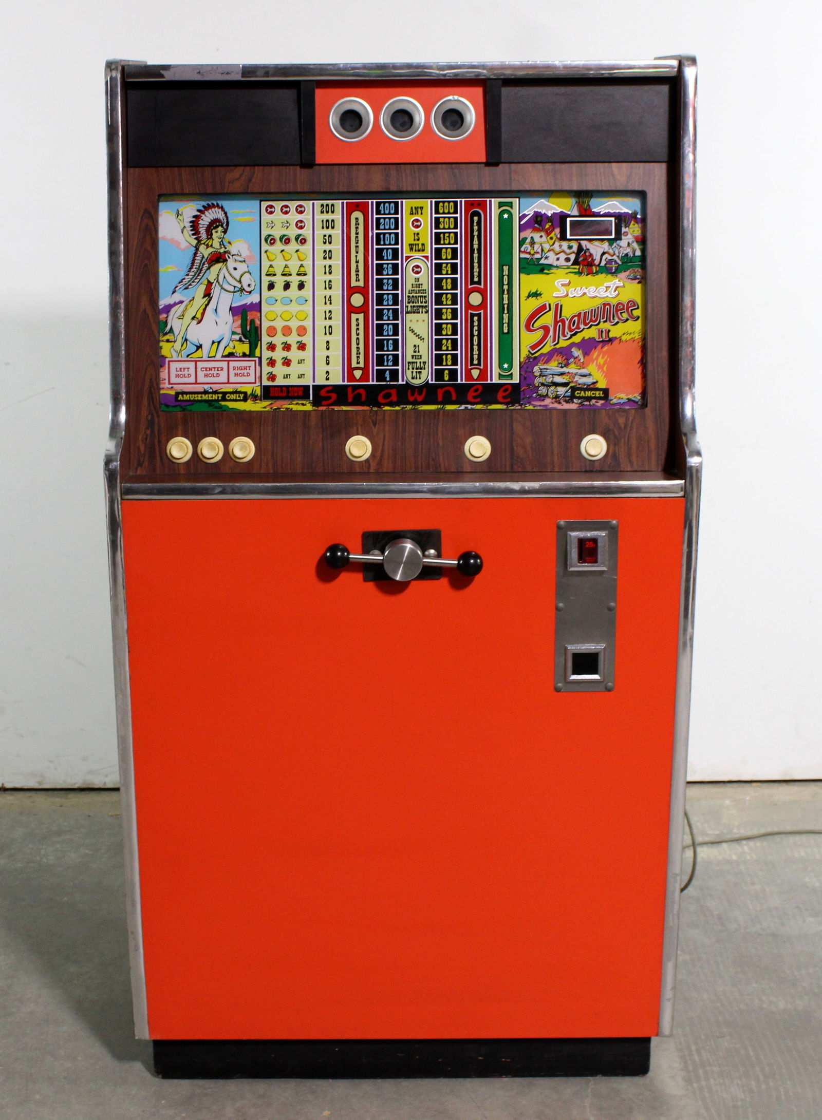 Sweet Shawnee II Floor Slot Machine (1 of 3)