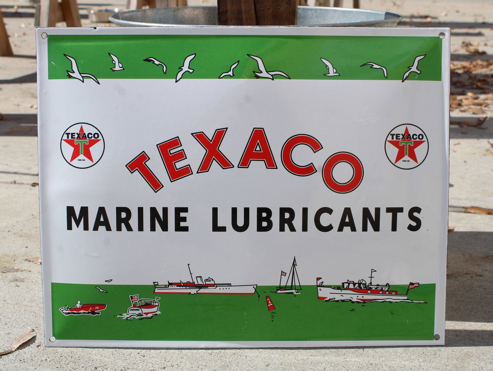 Texaco Marine Lubricants Convex Porcelain Sign: Texaco Marine Lubricants Convex Porcelain Sign. In-house shipping available. Dimensions: 13 x 16 x 1