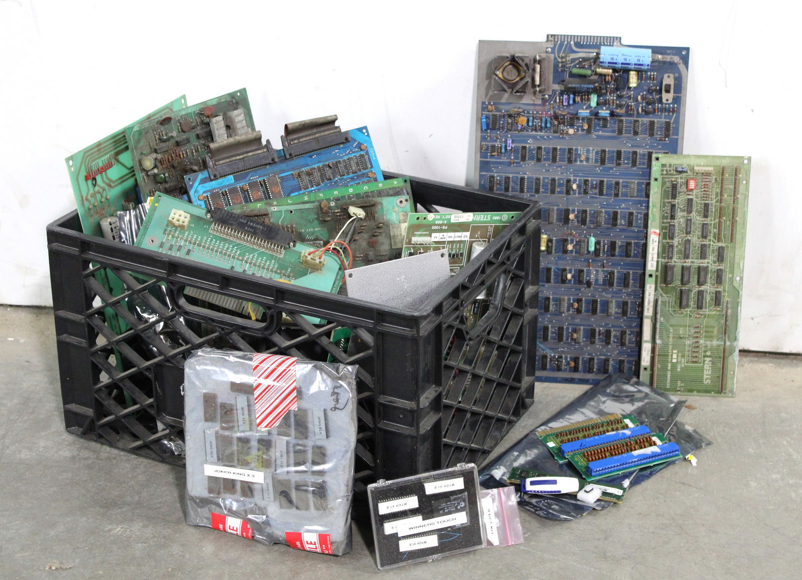 Arcade Game Boards incl. Atari Pong (1 of 4)