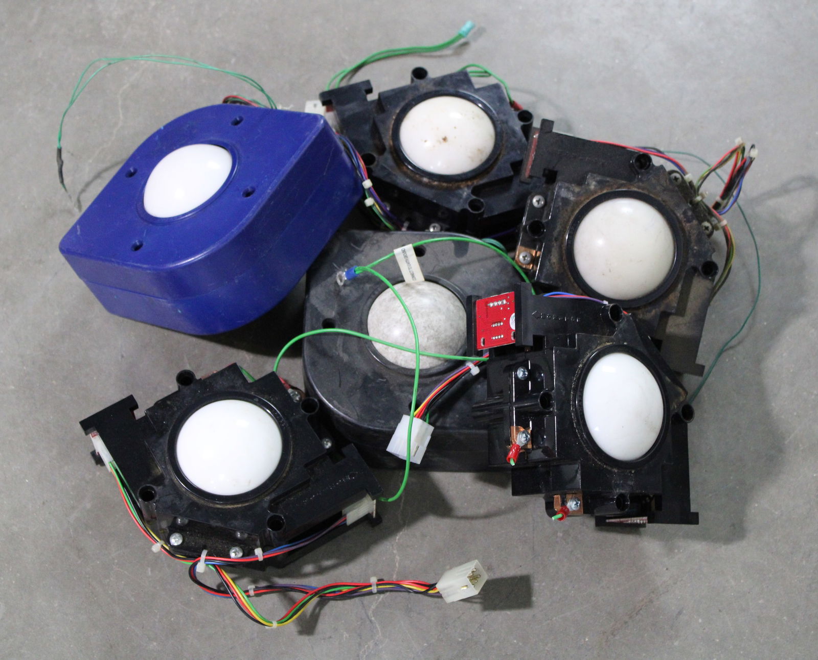 Lot of 3" Track Balls for Arcade (1 of 1)