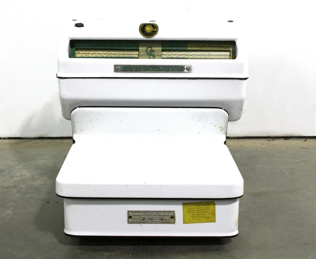 Globe Simpson Enamel Deli Scale: Globe Simpson Enamel Deli Scale. This item requires third party shipping or pickup arrangements to be made. Dimensions: 20 x 20 x 23