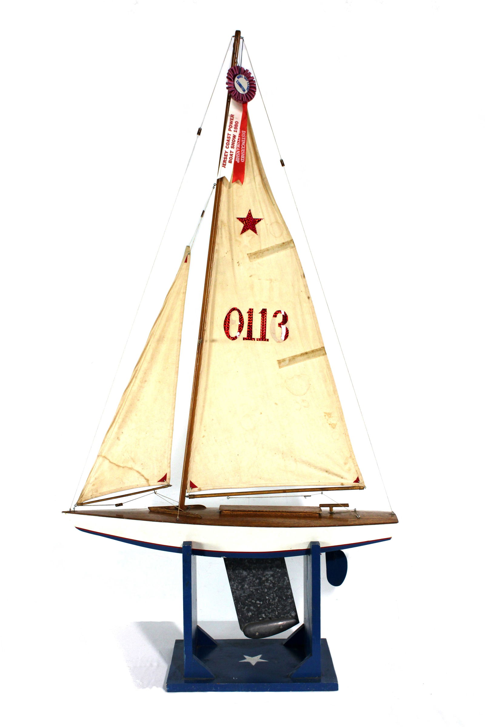 Model Sailboat on Stand (1 of 5)