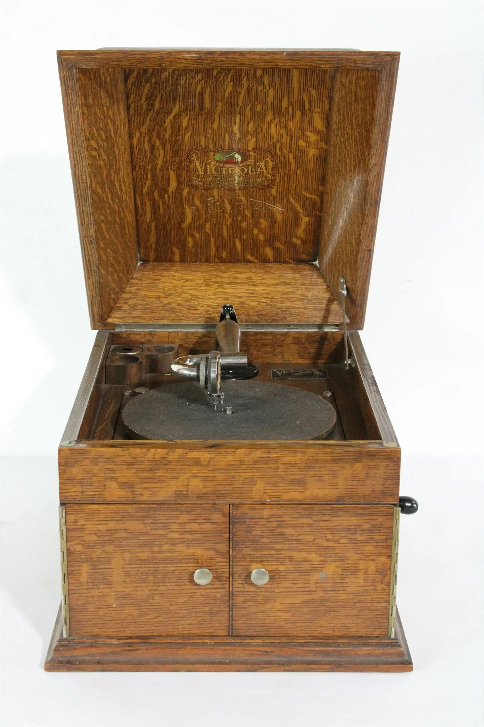 Victor Victrola Tabletop Record Player (1 of 7)