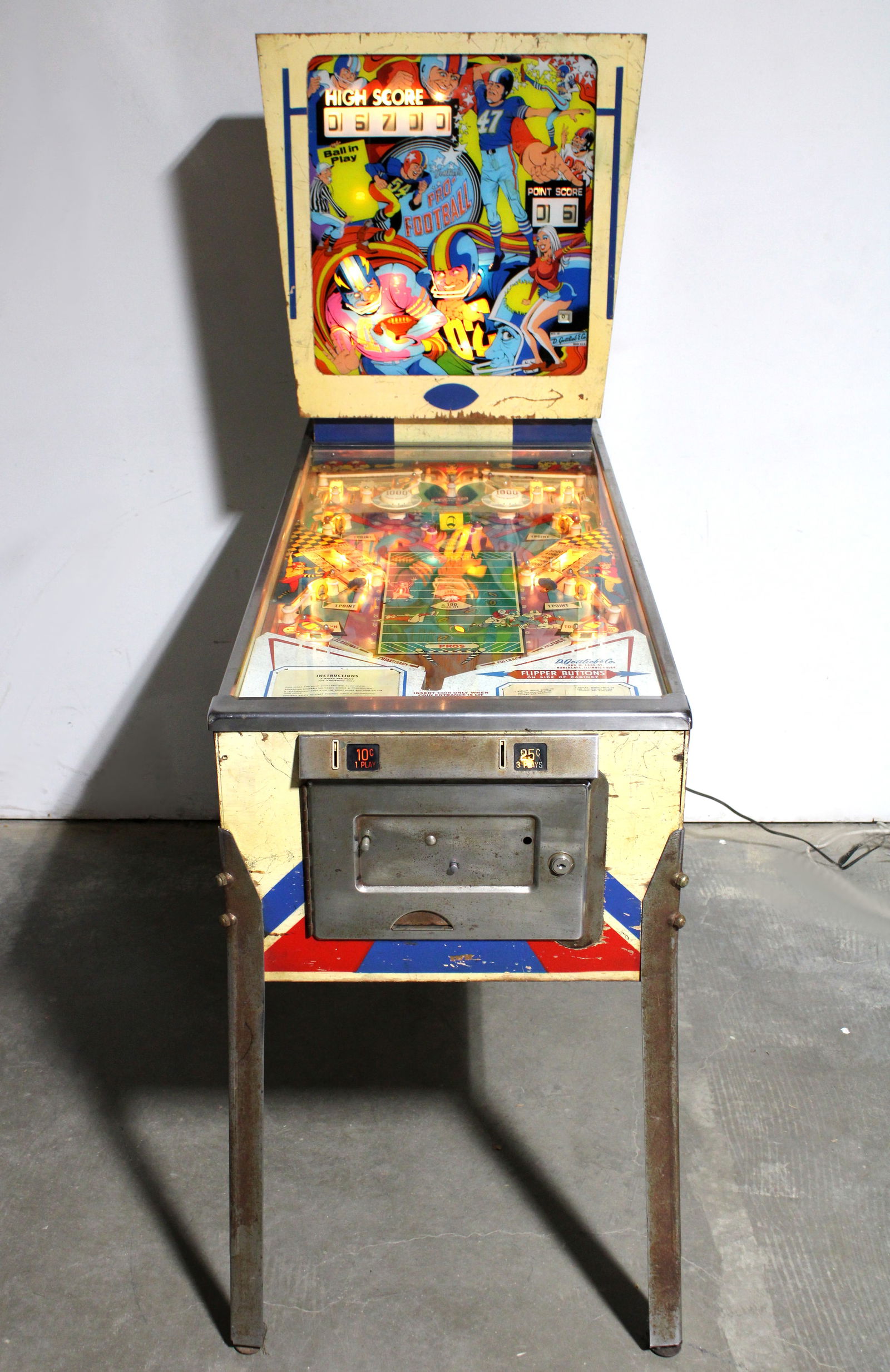 Gottlieb's Pro Football Wedgehead Pinball (1 of 6)