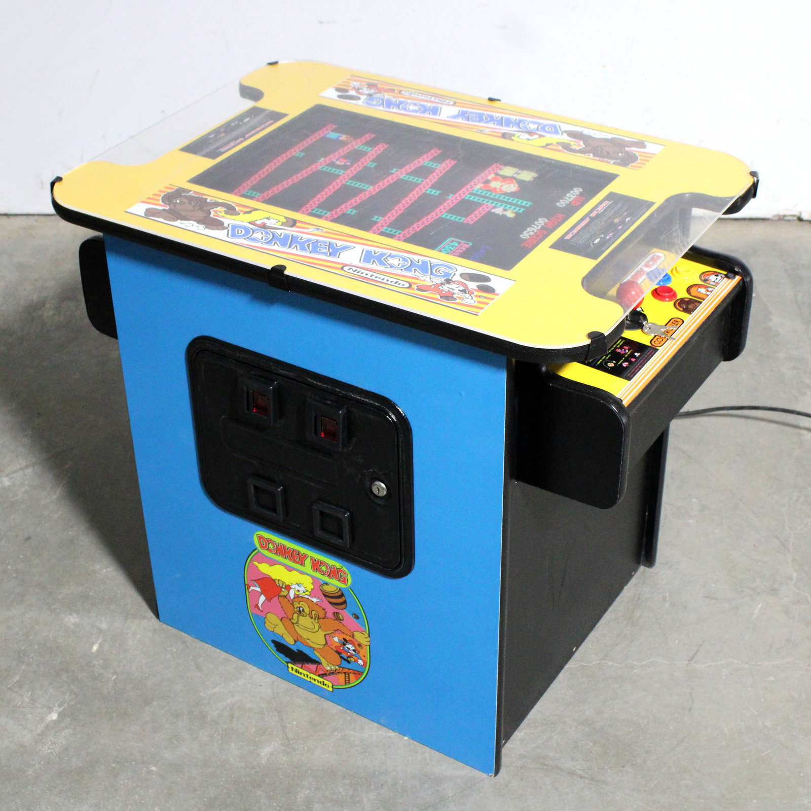 Nintendo Donkey Kong Themed 60-in-1 Multicade Cocktail Arcade, New Build (1 of 3)