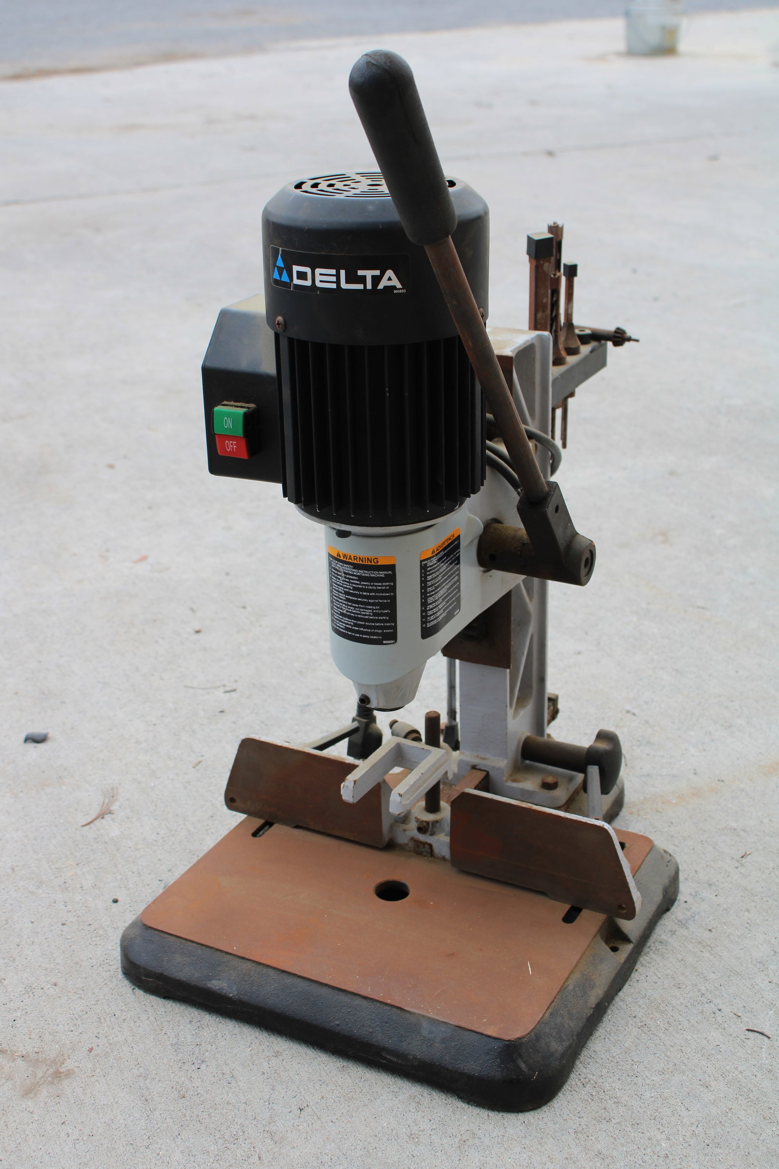 Delta Mortiser Machine (1 of 2)