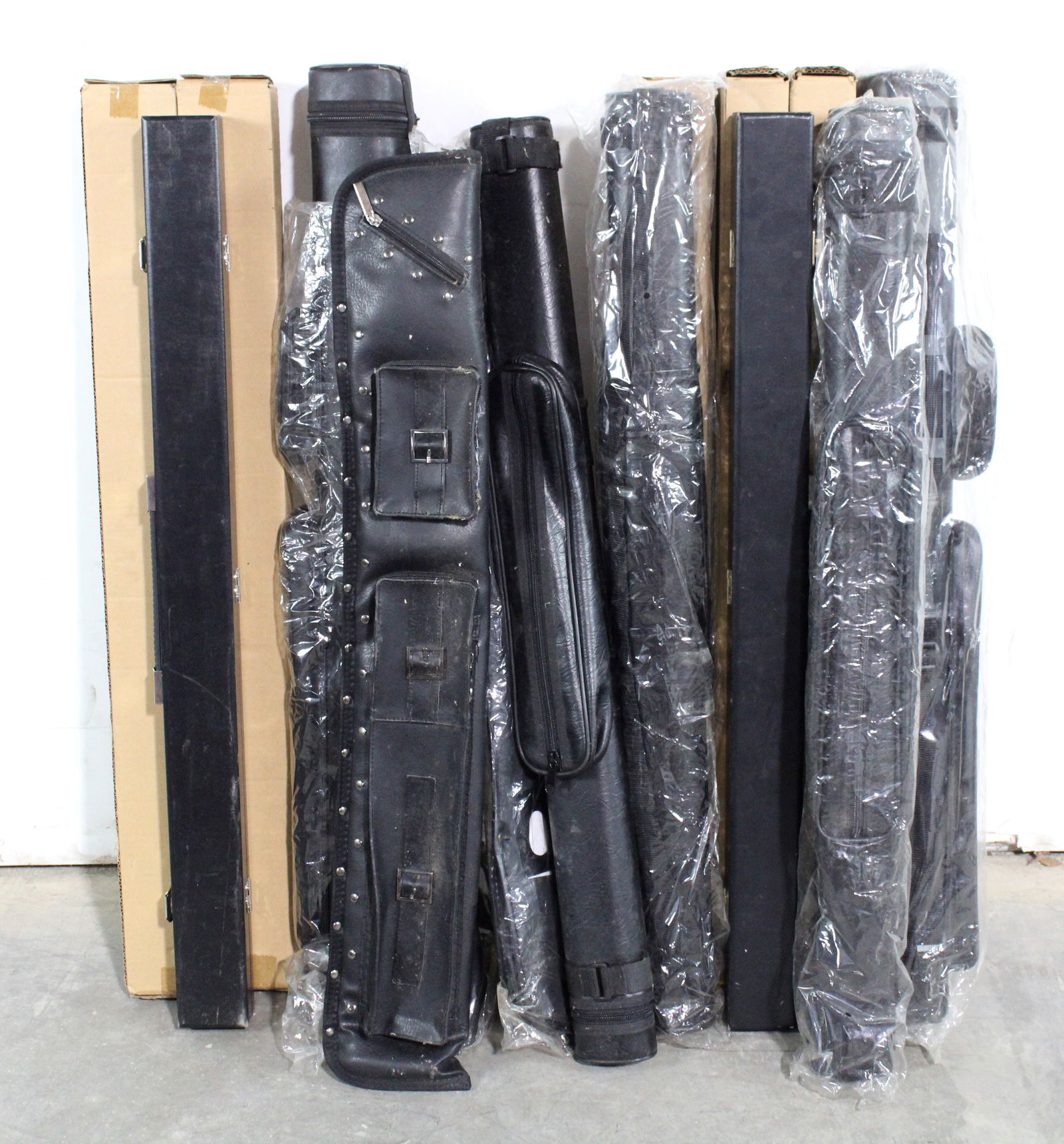 Pool Cue Stick Carrying Cases / Holders (1 of 1)