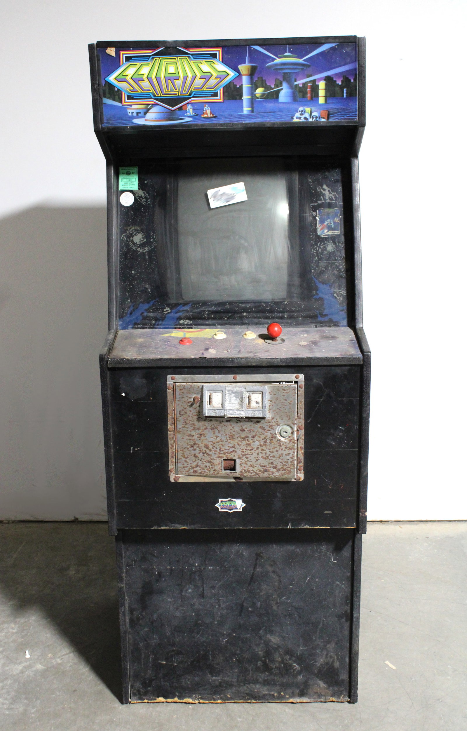 Nichibutsu Seicross Arcade Game (1 of 4)