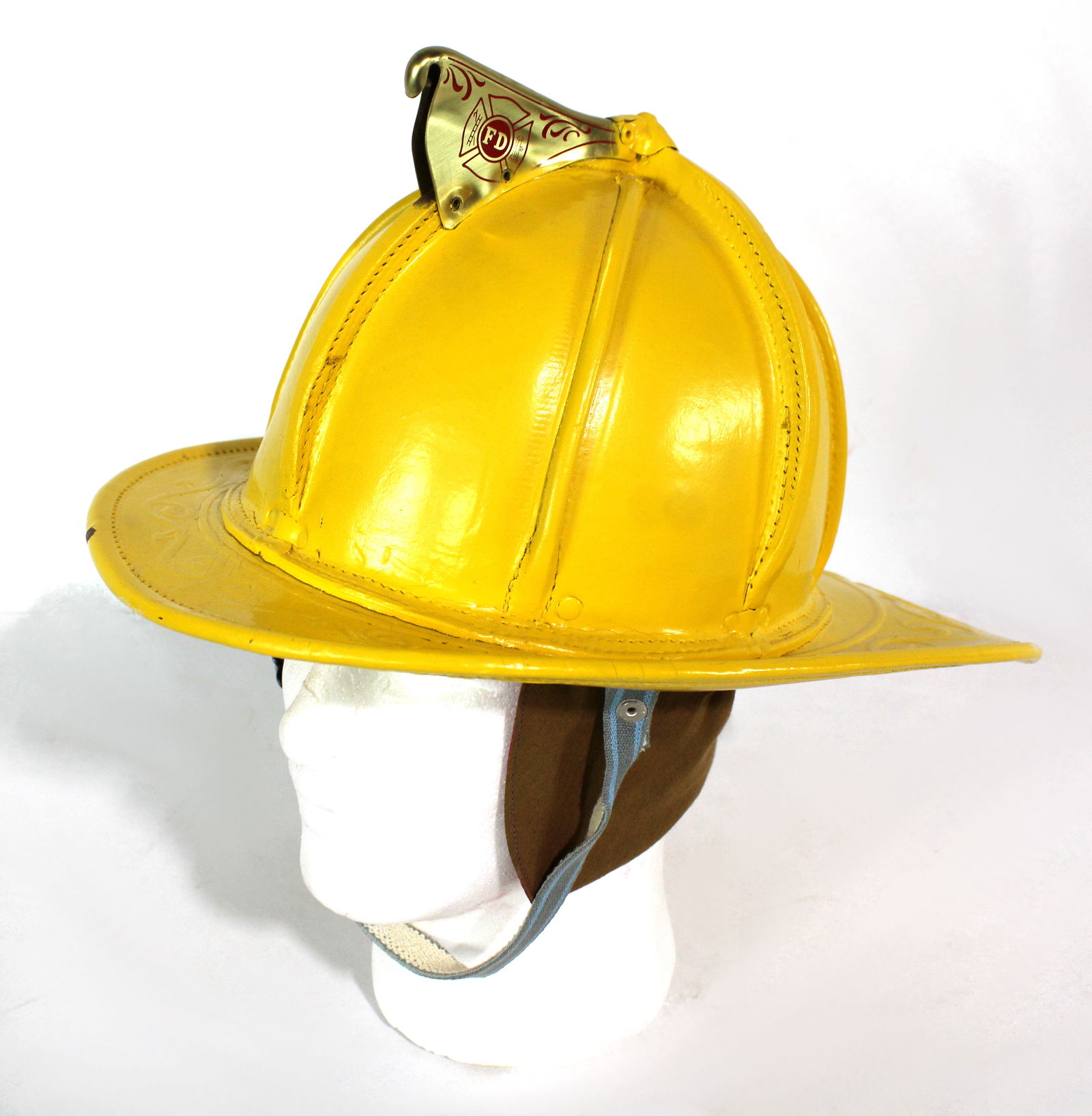 Cairns & Brother No. 5A Leather Firemen Helmet (1 of 5)