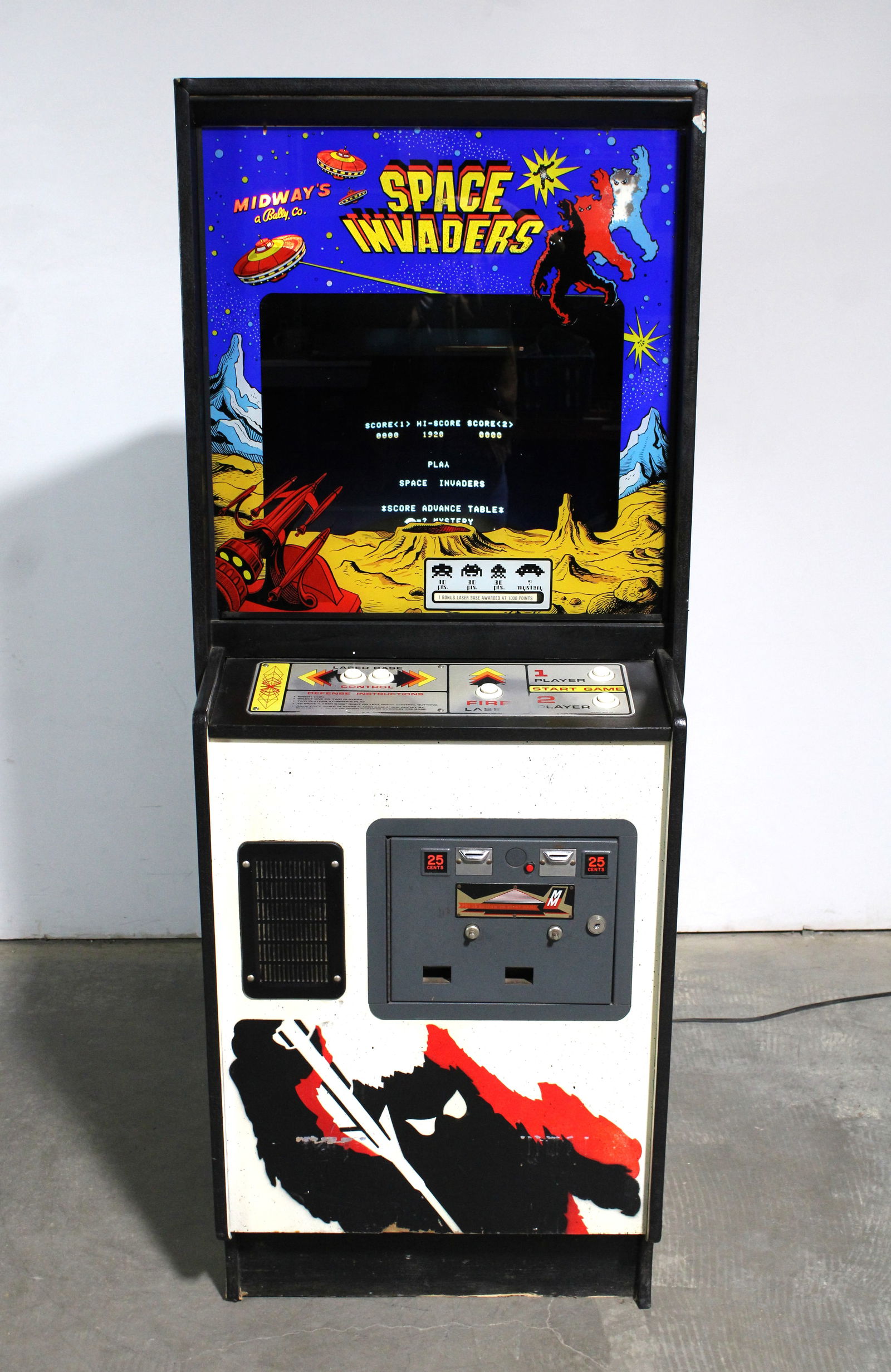 Midway Space Invaders Multigame Arcade Game (1 of 6)