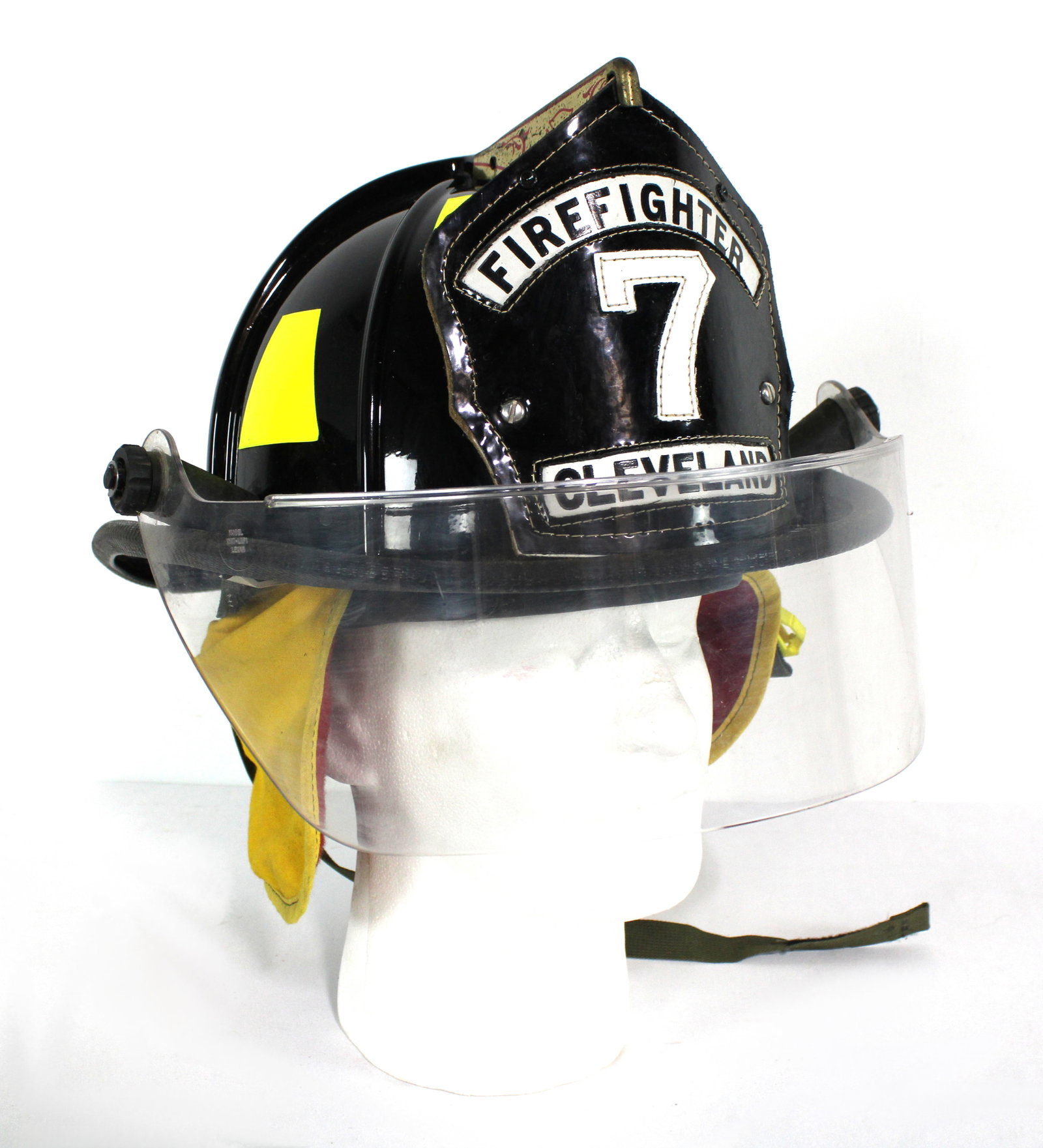 Cairns & Brother Firemen Helmet, Cleveland Ohio: Classic 1000. In-house shipping available.