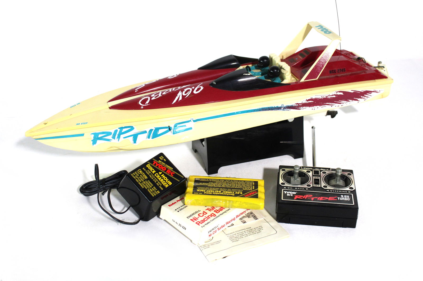 Tyco Rip Tide Remote Control Boat (1 of 2)