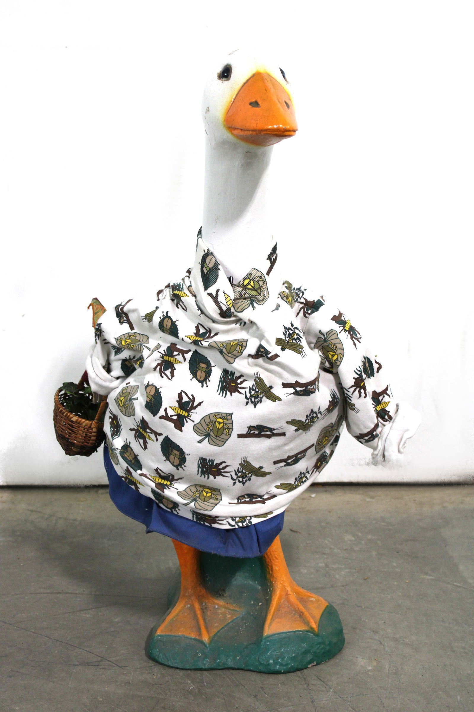 Polychrome Molded Stone Garden Goose Lawn Decoration (1 of 2)