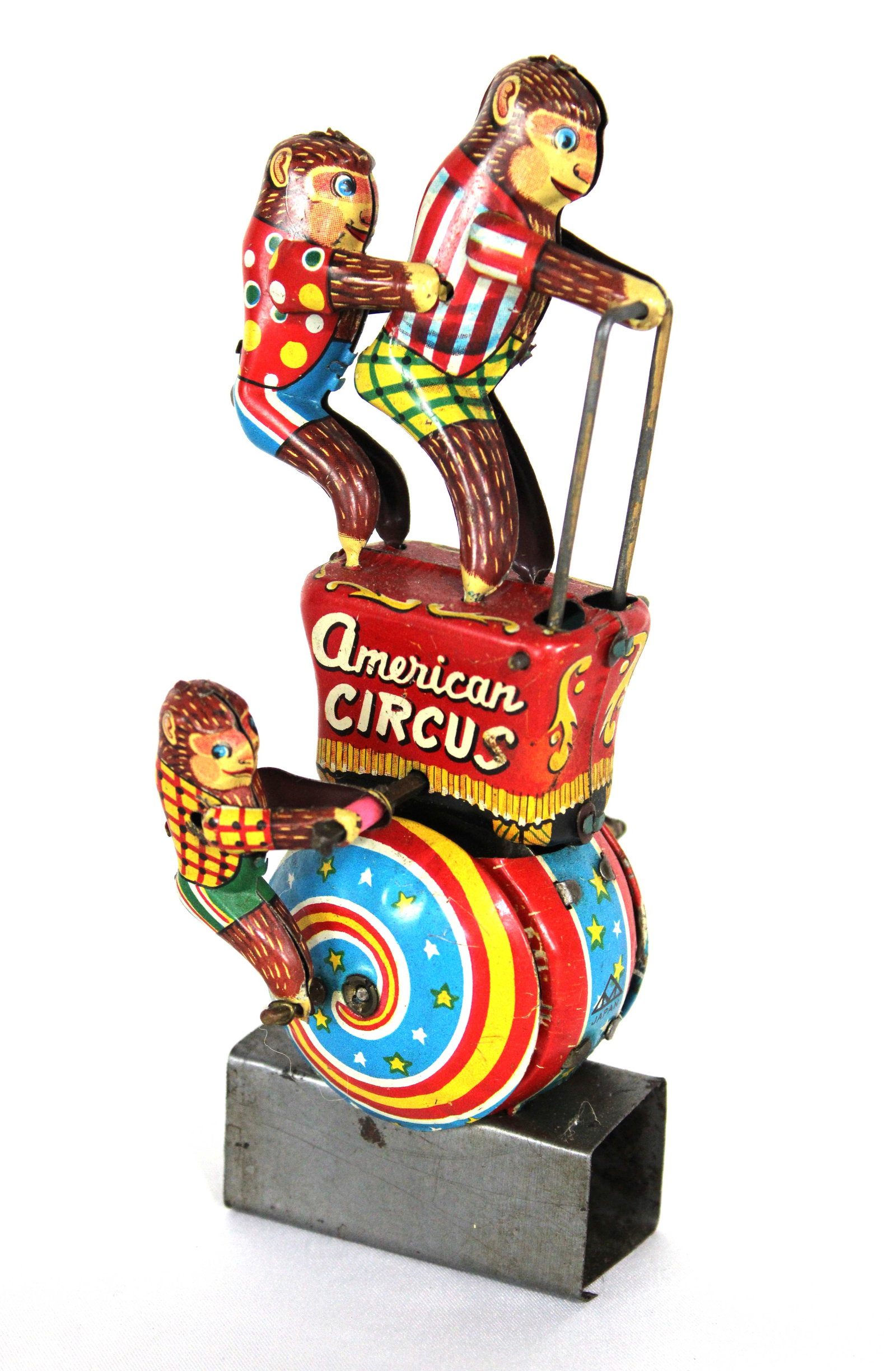 American Circus Wind Up Money Tin Toy: In-house shipping available. Dimensions: 7 x 4 x 4