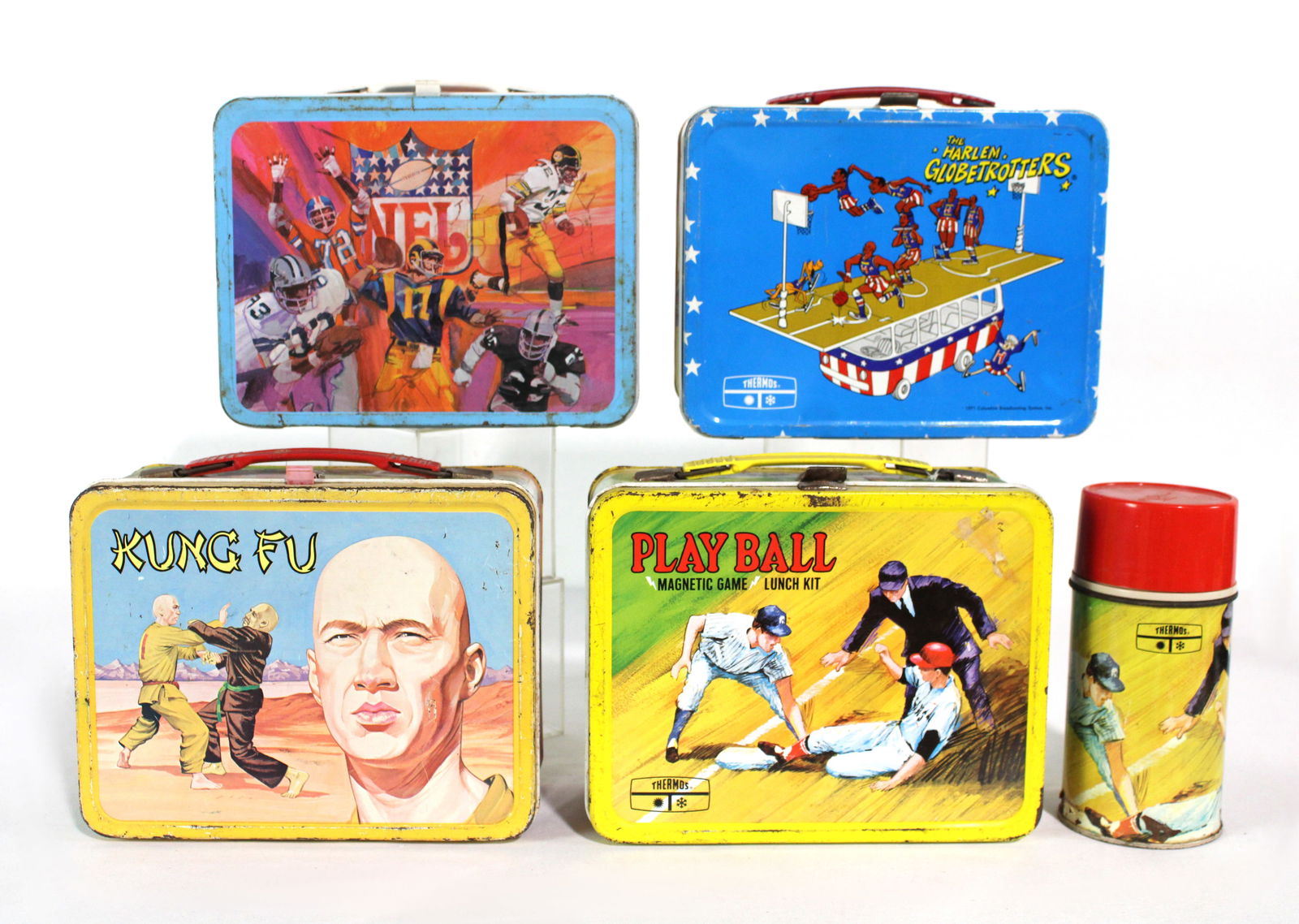 Sports Themed Lunchboxes incl. Play Ball, NFL, Kung Fu and Harlem Globetrotters (1 of 2)
