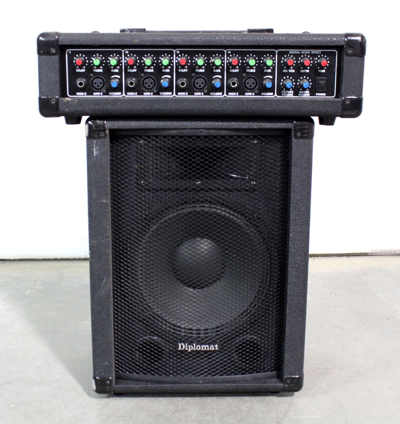 Diplomat 4-Channel Power Mixer Model AL-610S and Speaker (1 of 3)