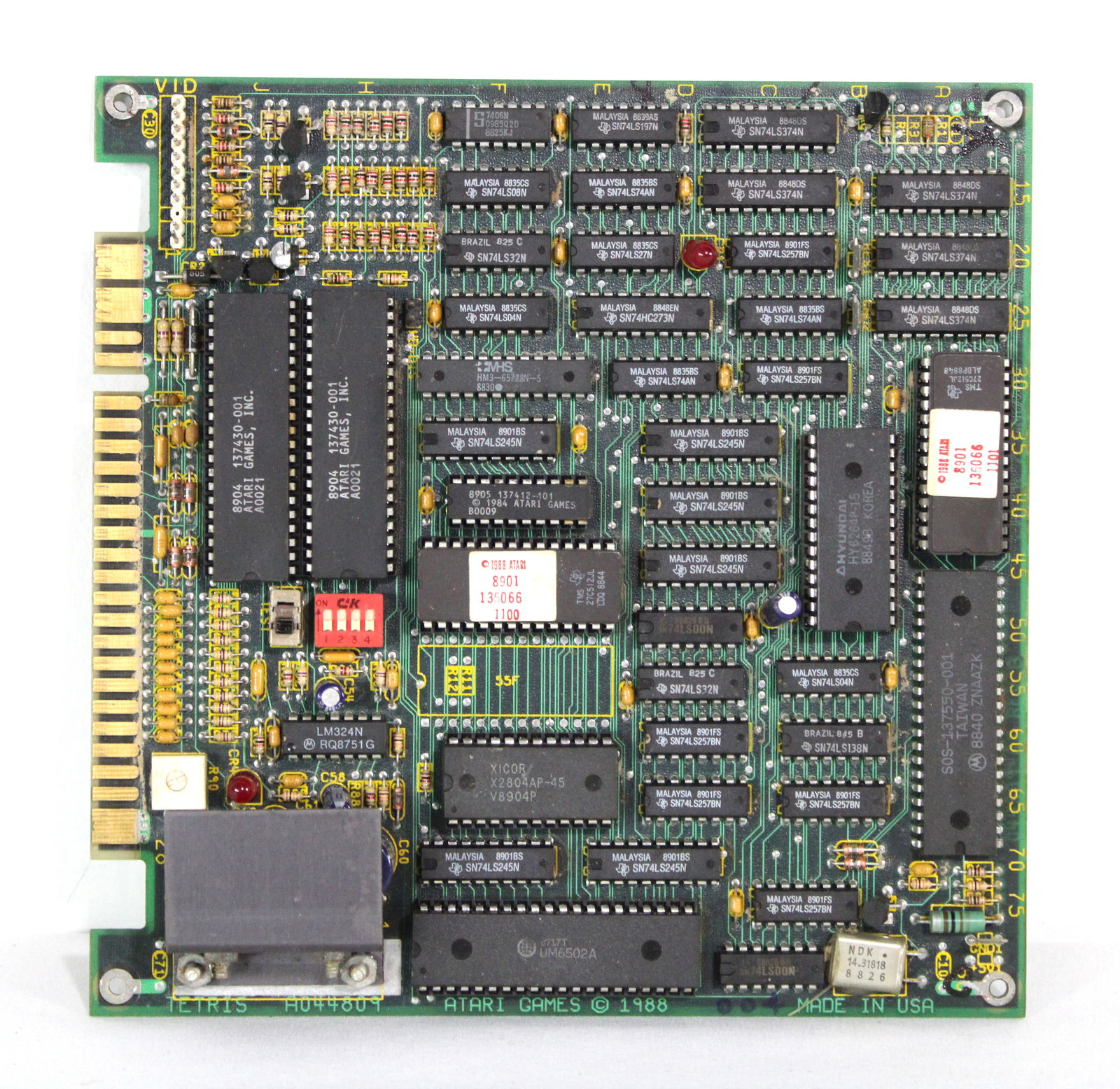 Atari Tetris Arcade Game Board (1 of 1)