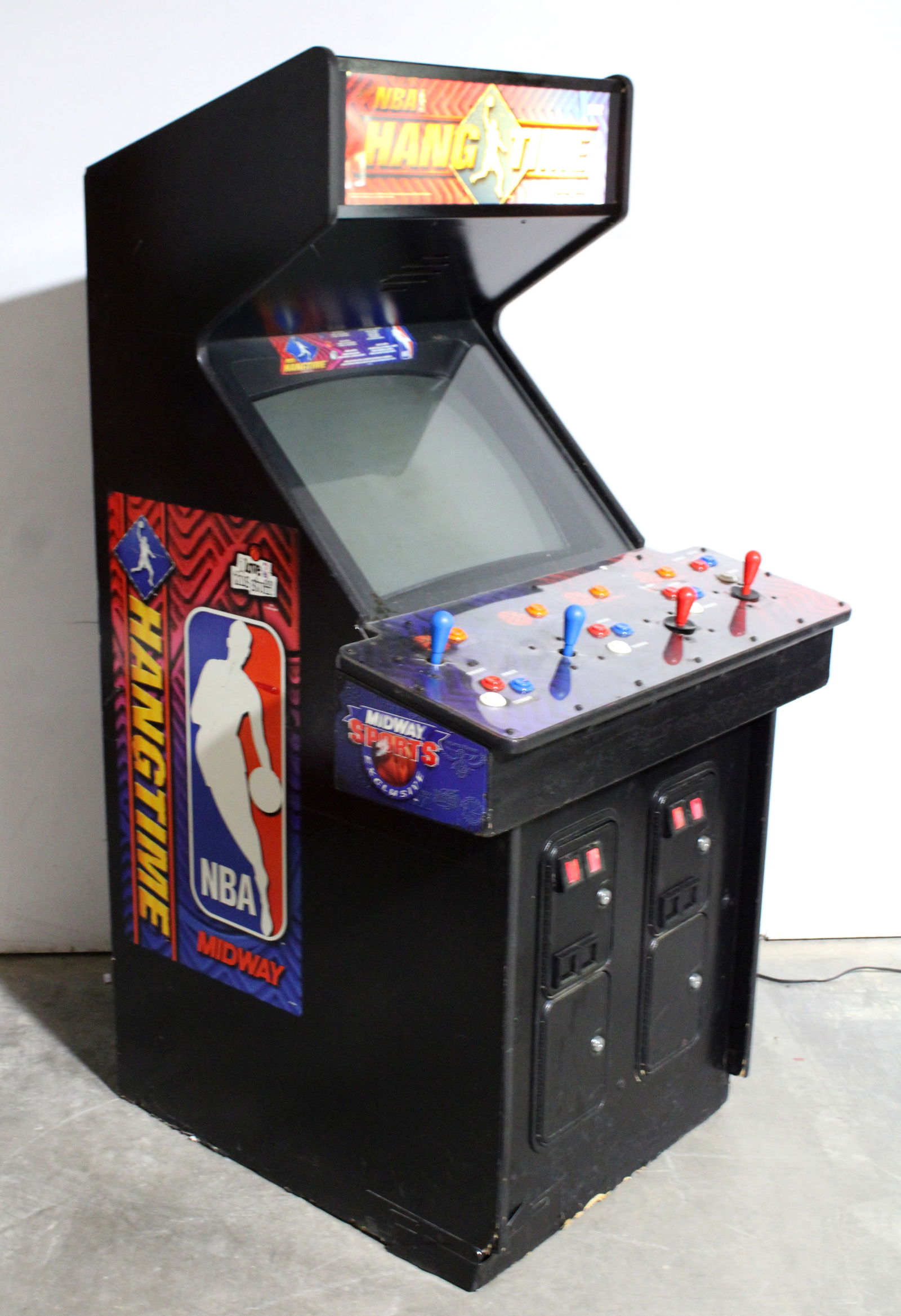 Midway NBA Hang Time Arcade Game (1 of 2)
