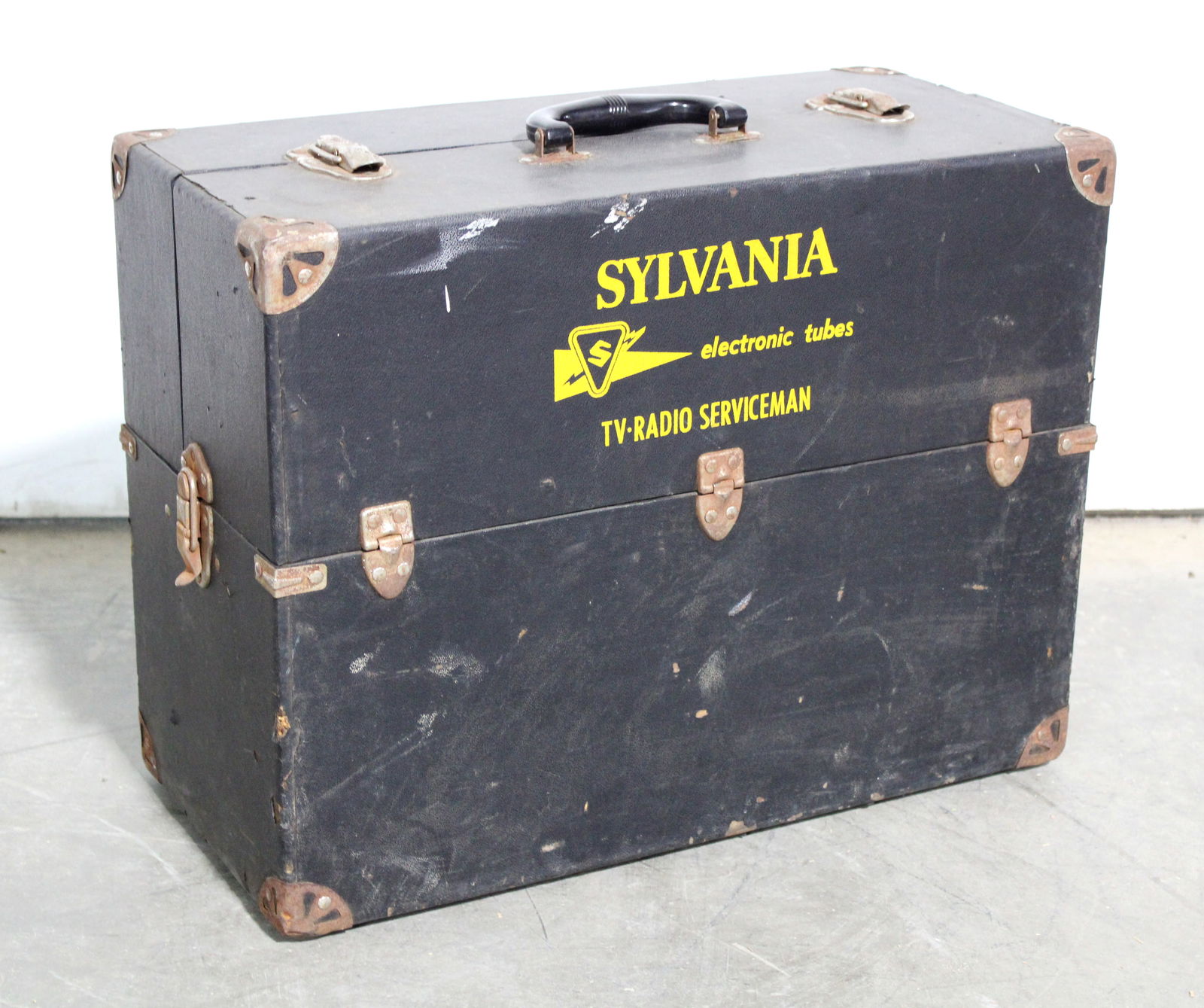 Sylvania Serviceman Tube Case with Tubes (1 of 2)